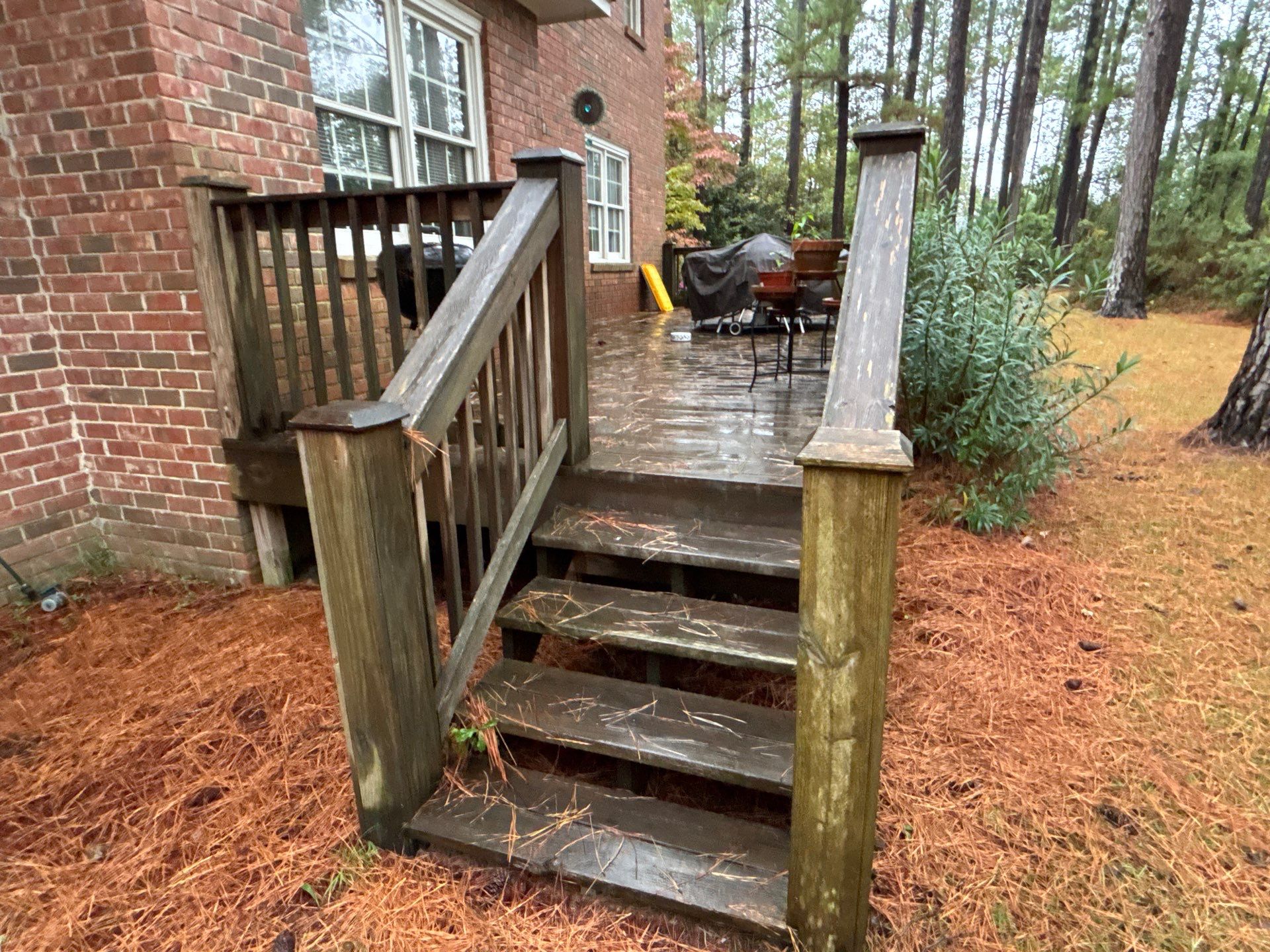 Wood Deck using Wood Sealant by DuraSeal