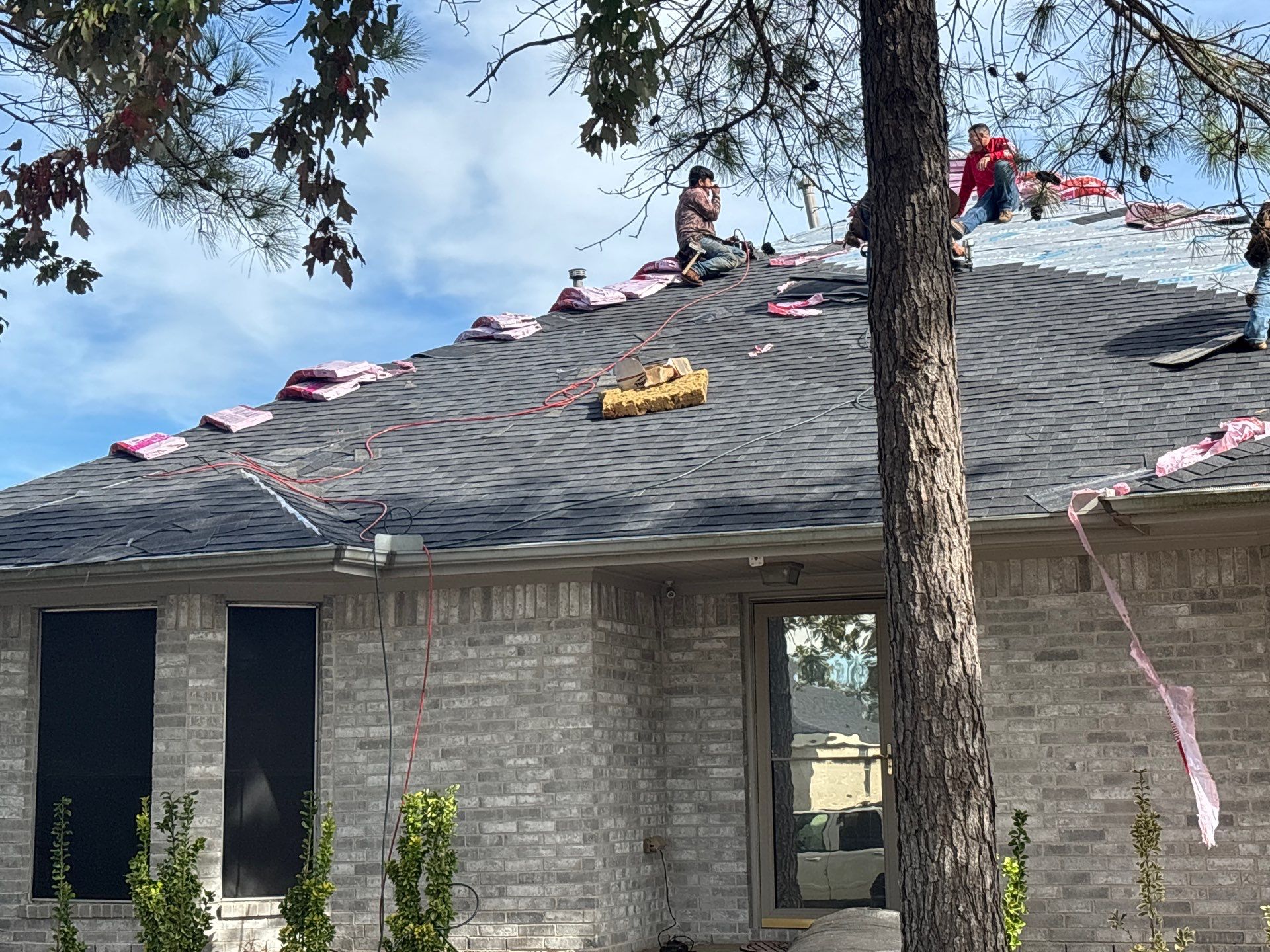Residential Roof Replacement using OWENS CORNING OAKRIDGE by Elite Roofing LLC