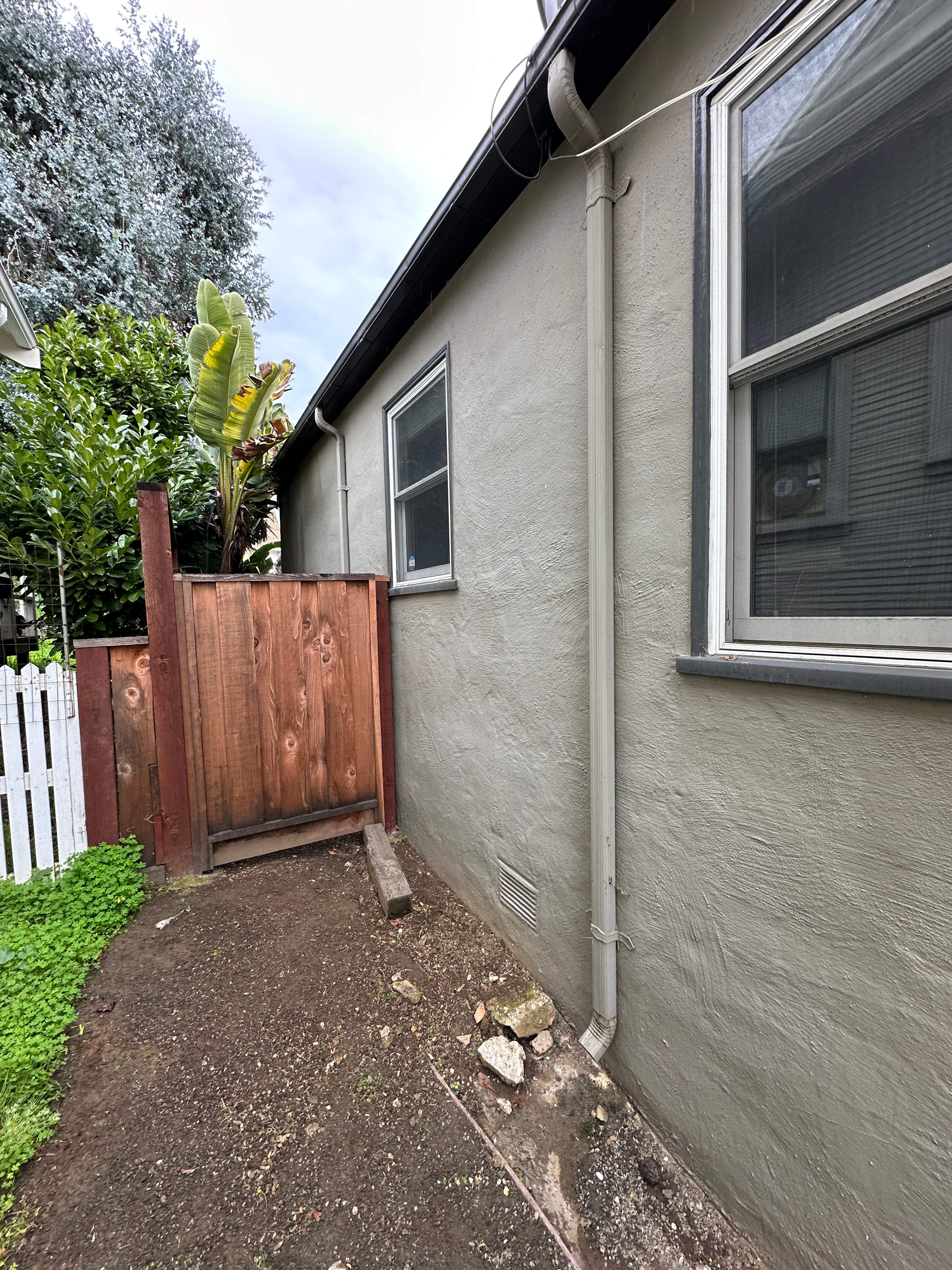 Exterior  using Sherwin-Williams  by Herrera’s Bay Area Painting inc.