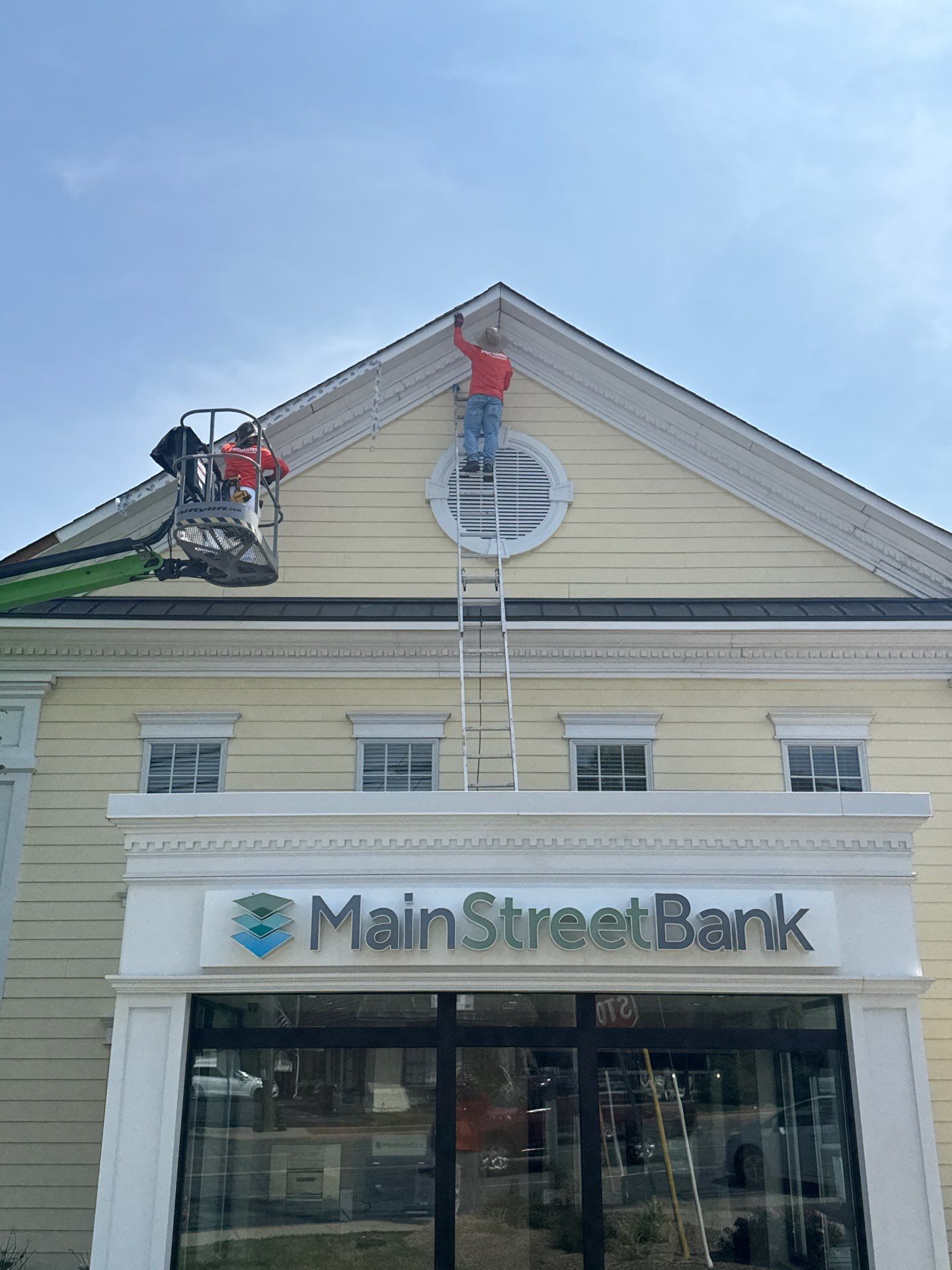 Commercial Exterior Painting Services for Mainstreet Bank in Leesburg, VA by My Painter 
