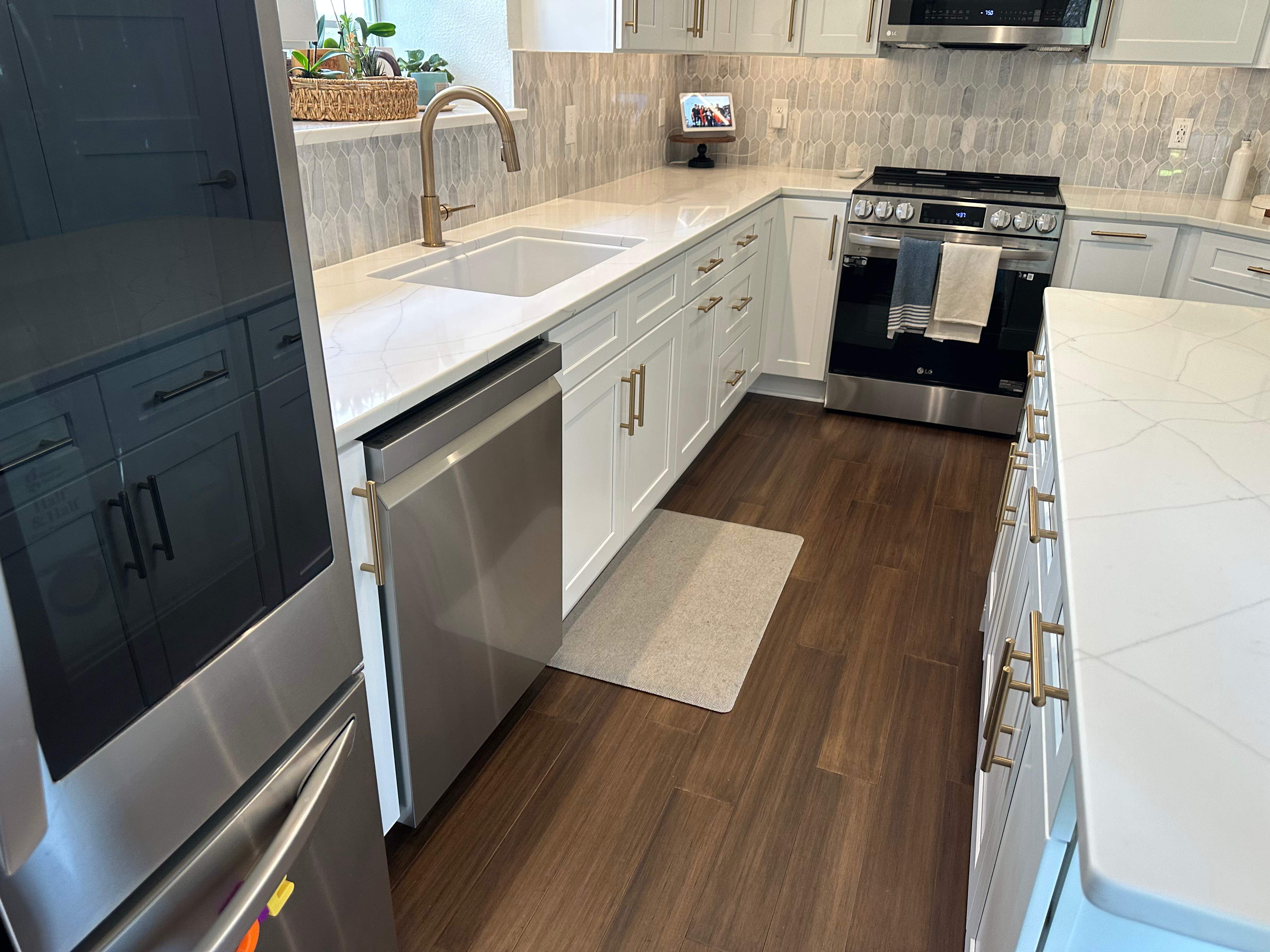 Churchill Estates Kitchen Remodel | Bright White Kitchen in San Antonio by Legacy Bath and Kitchen 