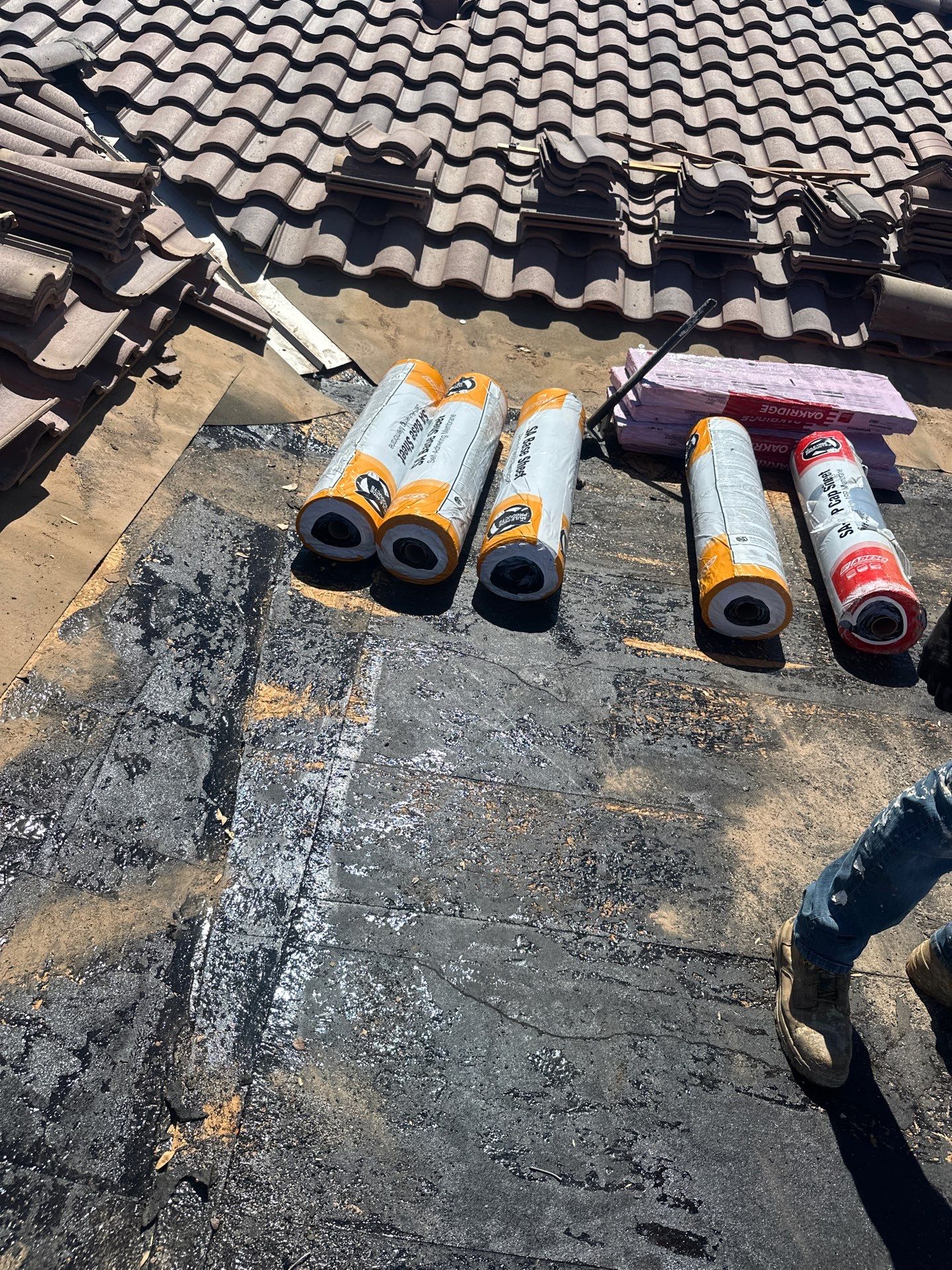 Mocha Range Concrete Tile by Reimagine Roofing