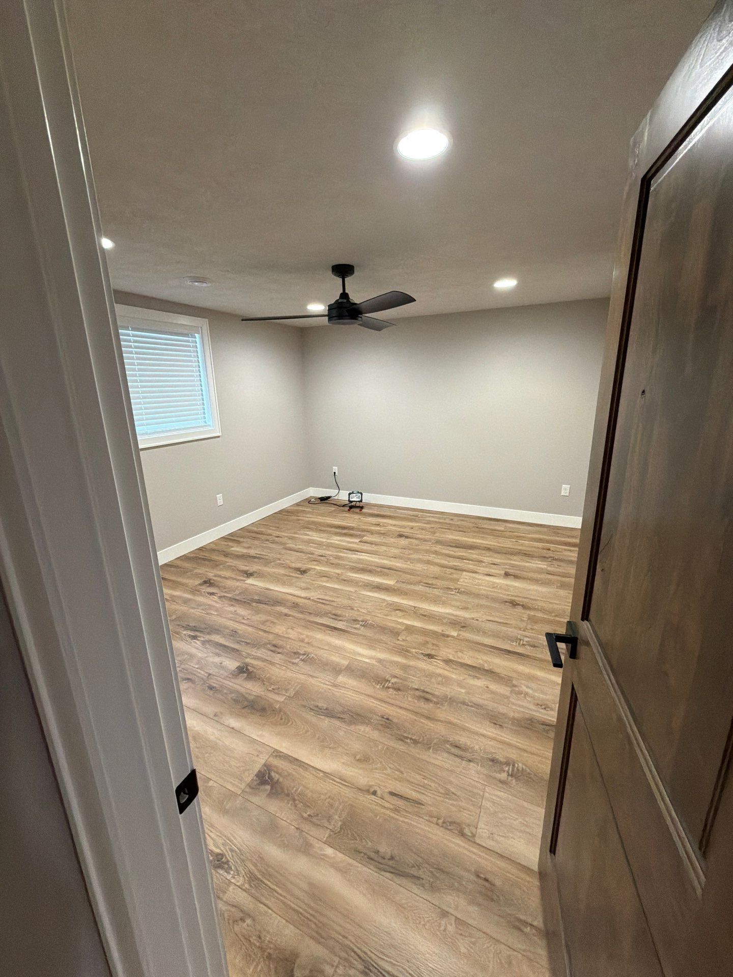 Sioux Falls Interior Finishing by Select Painting, Coatings & Garage Cabinets