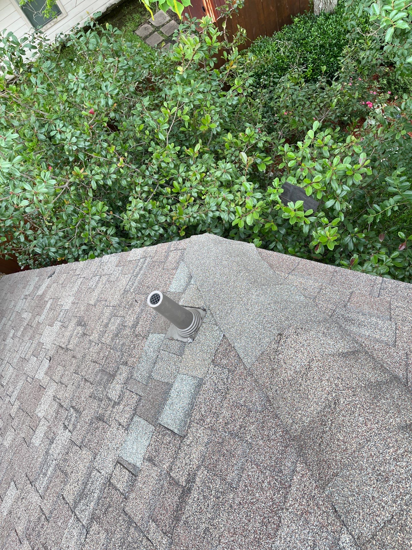 Hail Damage using Owen's Corning Duration (Lifetime) Shingles by Roof Repair Company