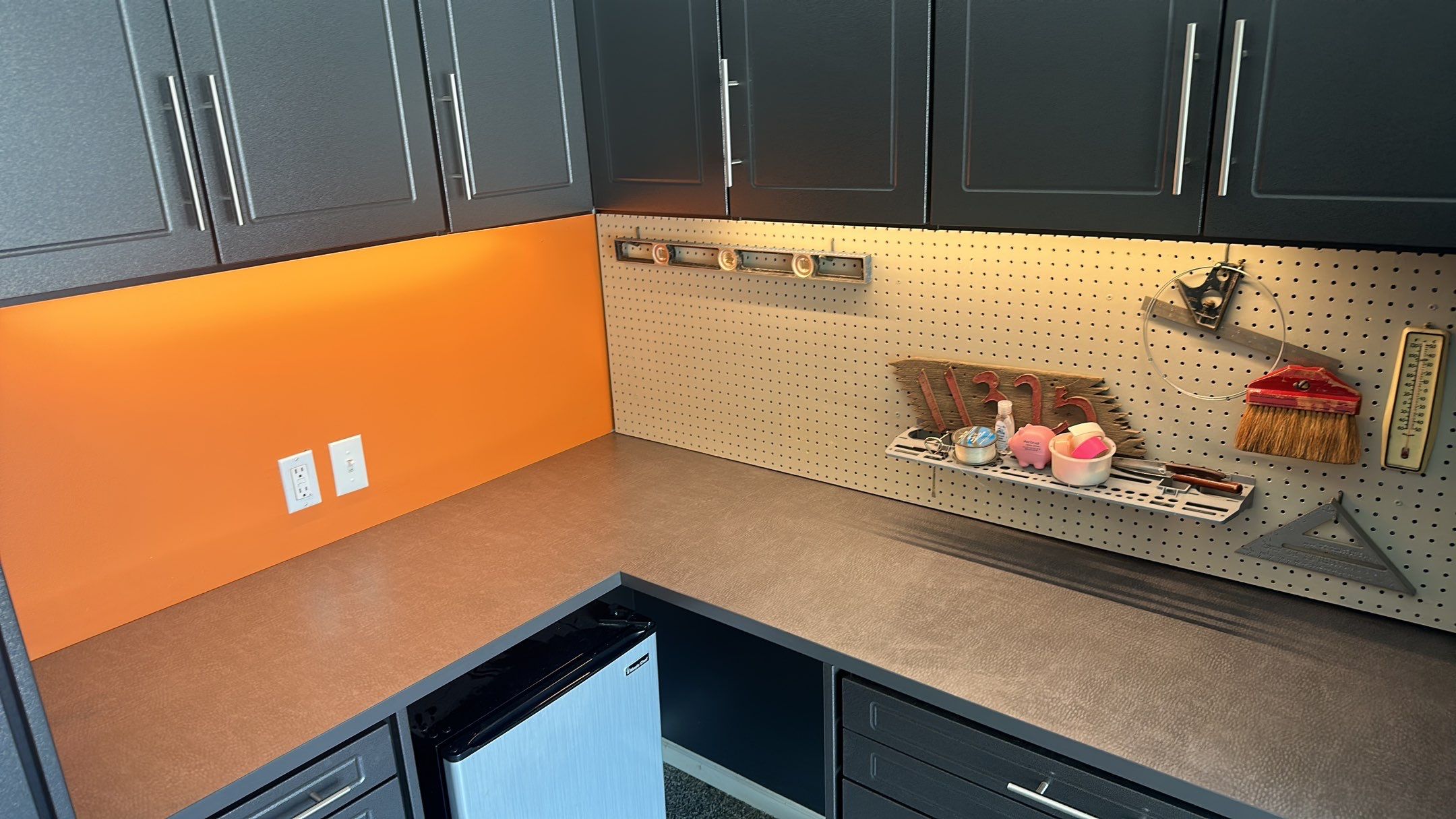 David S. workbench setup looks great! by Banner Garage