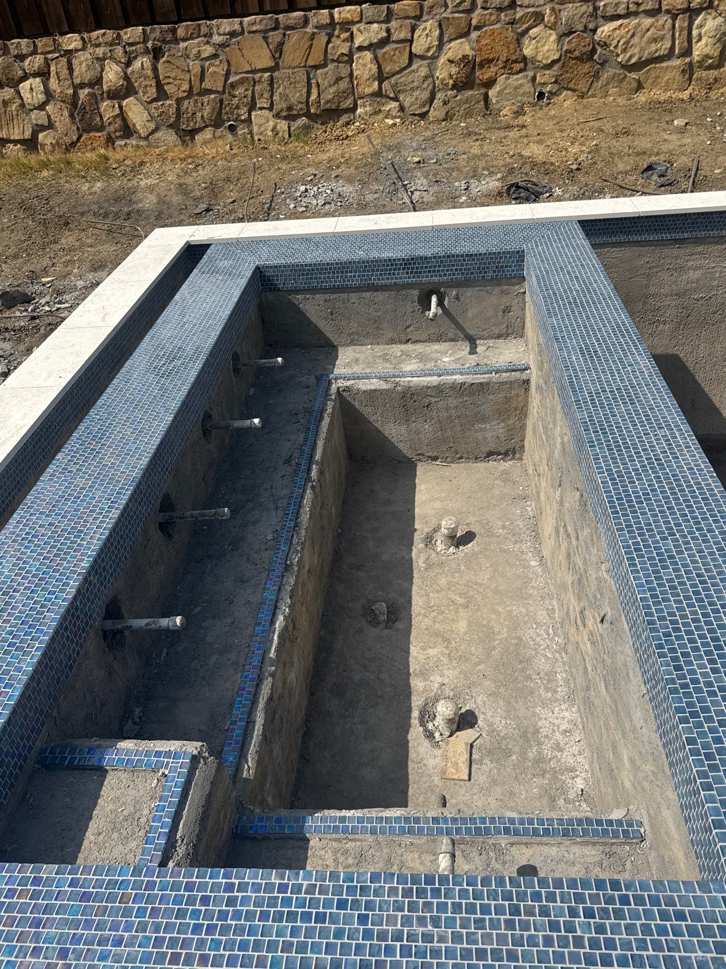 Modern Pool and Champagne Spa by Pinnacle Pools and Spas - DFW