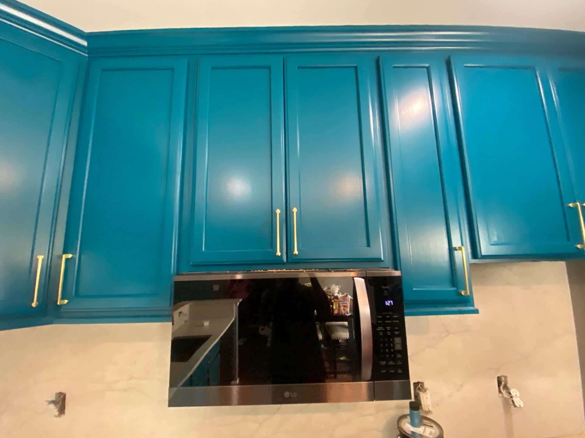 Modern Kitchen Cabinet Refinishing and Hardware Upgrade in Detroit by Top Shelf Painter