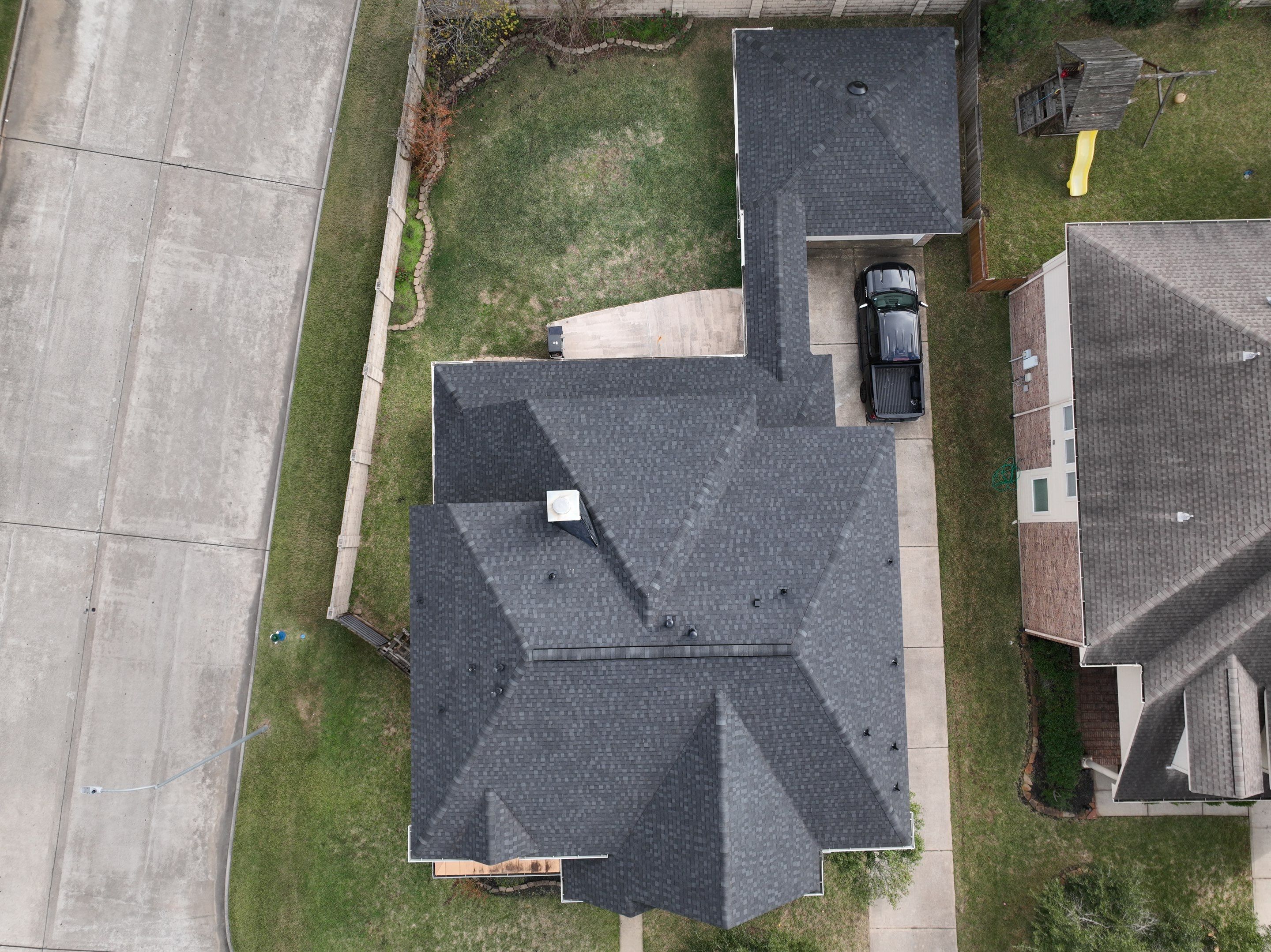 Tamko Titan XT - Rustic Black by Roof Concepts Construction