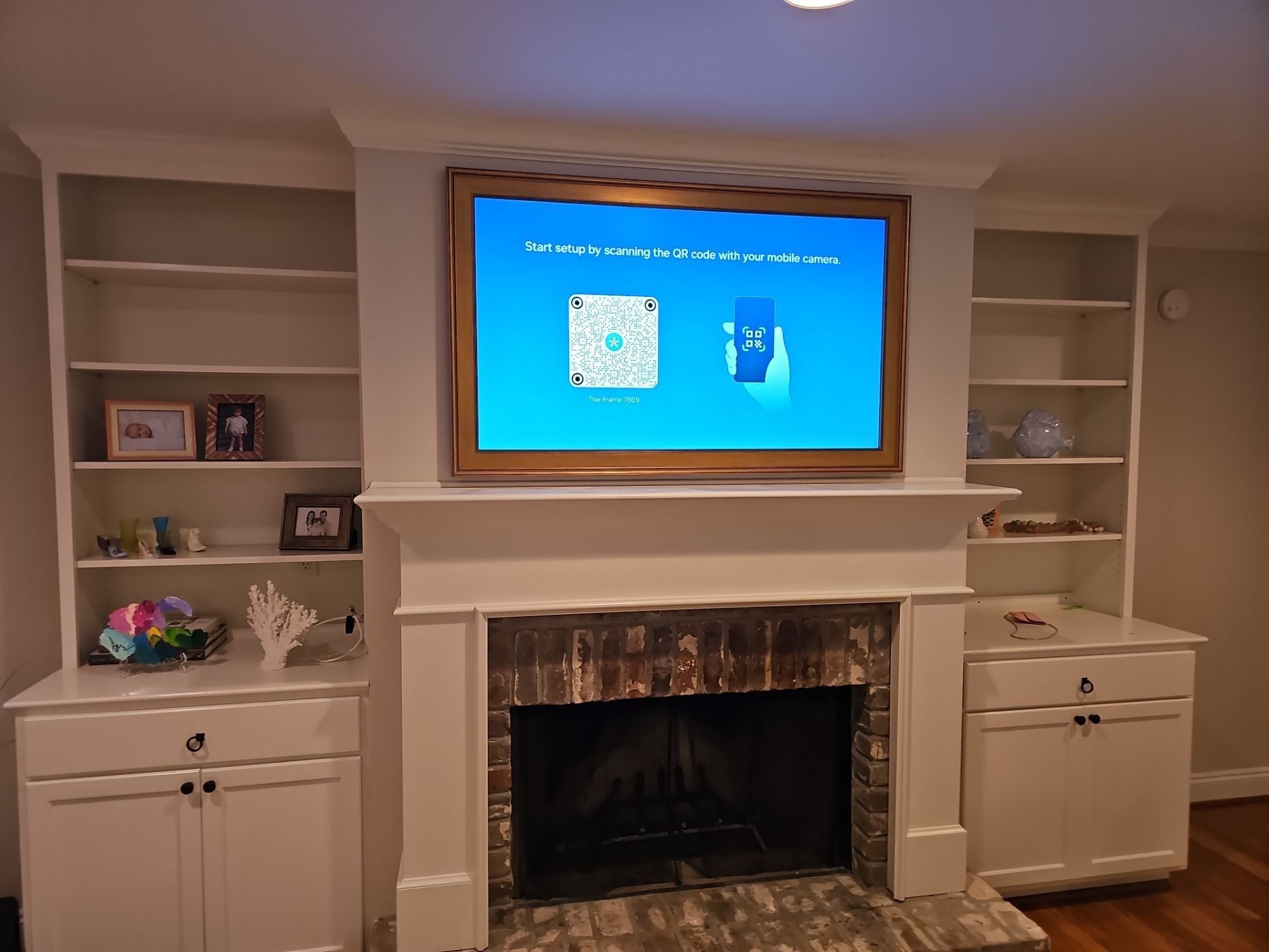 Lifestyle TV & Frame TV Installation Projects by Hangman Mounting & Installation 