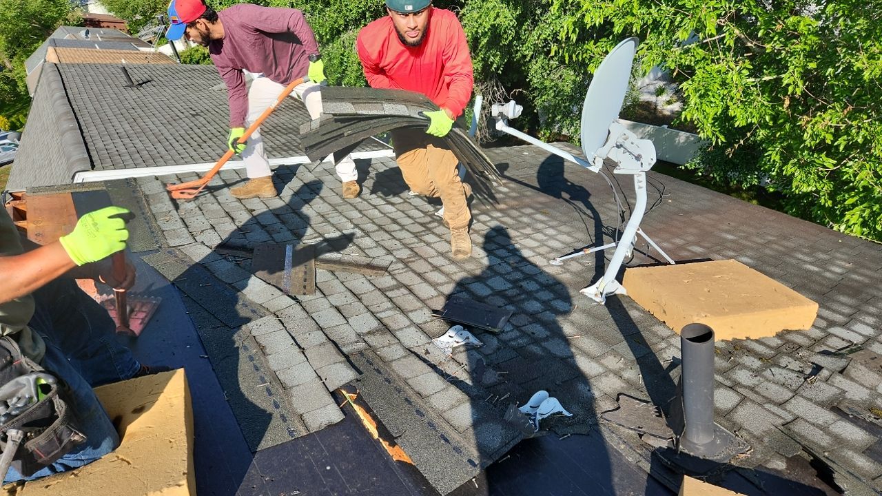 Residential Roofing Installation using Owens Corning TruDefinition by A Plus Exterior