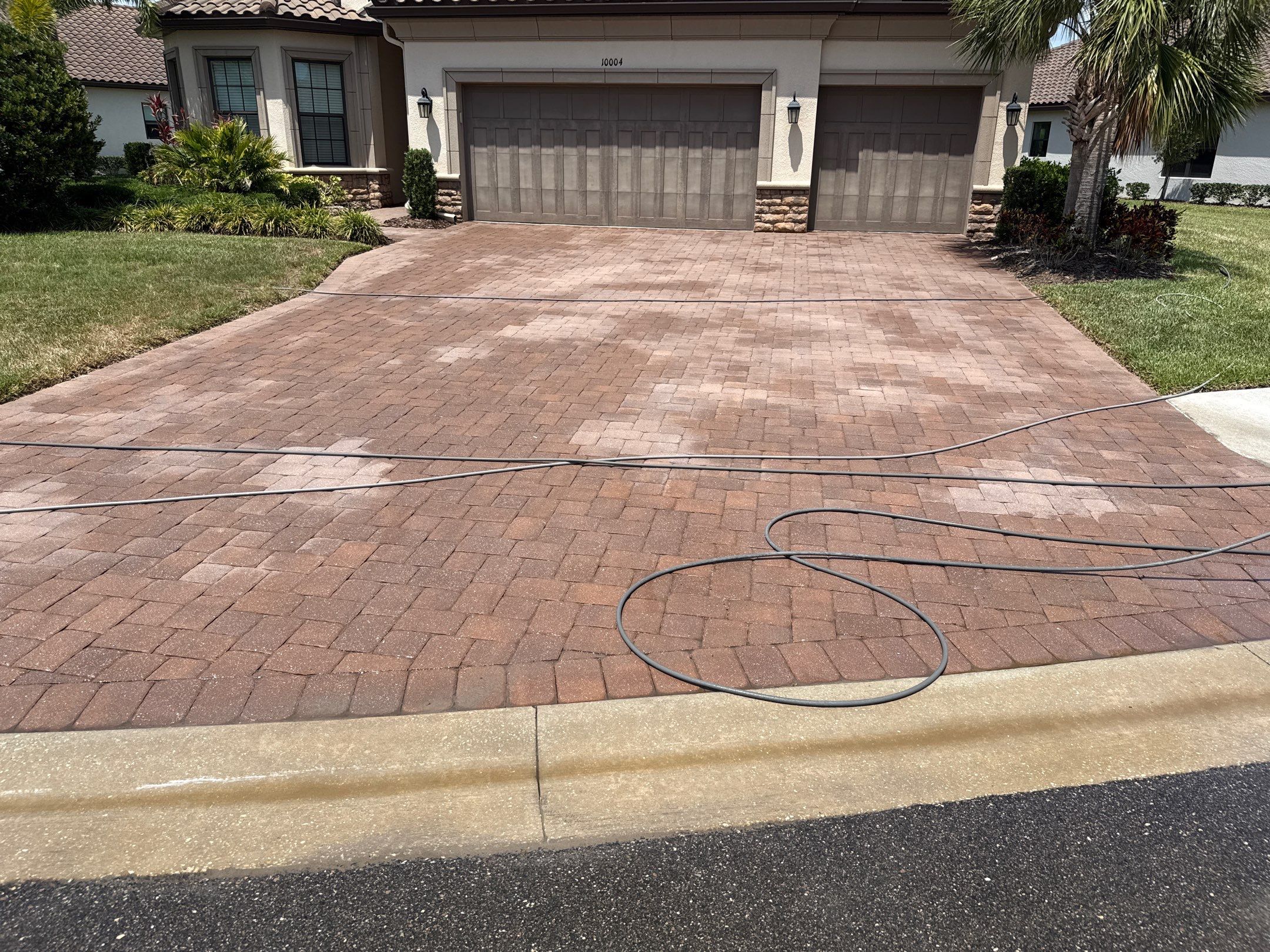 Concrete Tile Roof, Paver Driveway & Lanai Cleaning – Artisan Lakes Esplanade, Palmetto, FL by Sunshine AquaWash