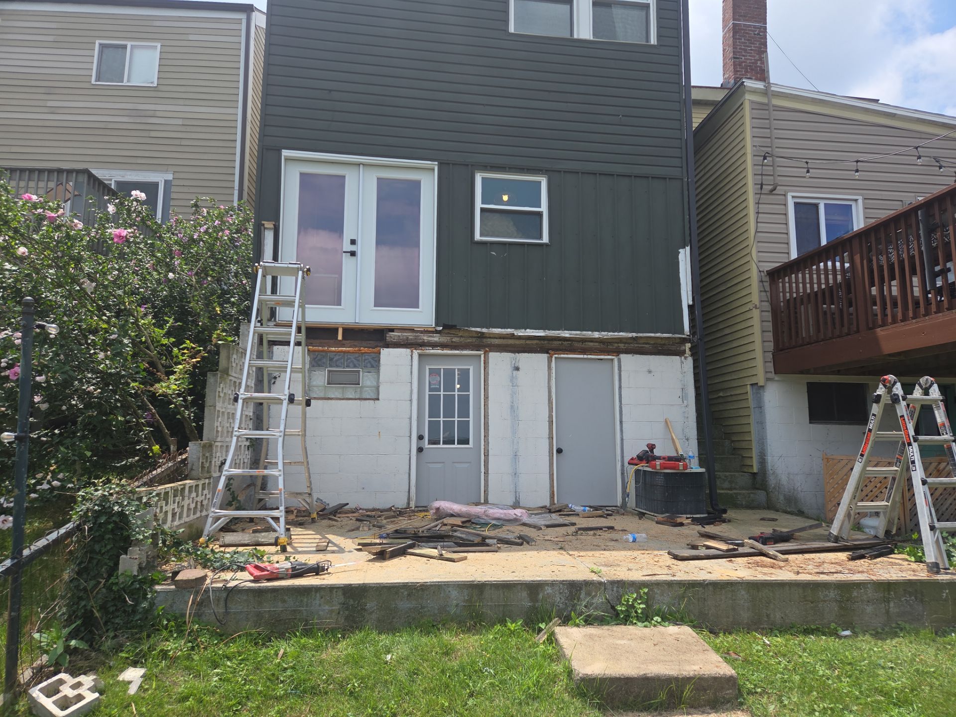 Deck Project in Southside Slopes by Cousins Roofing Siding & Decks