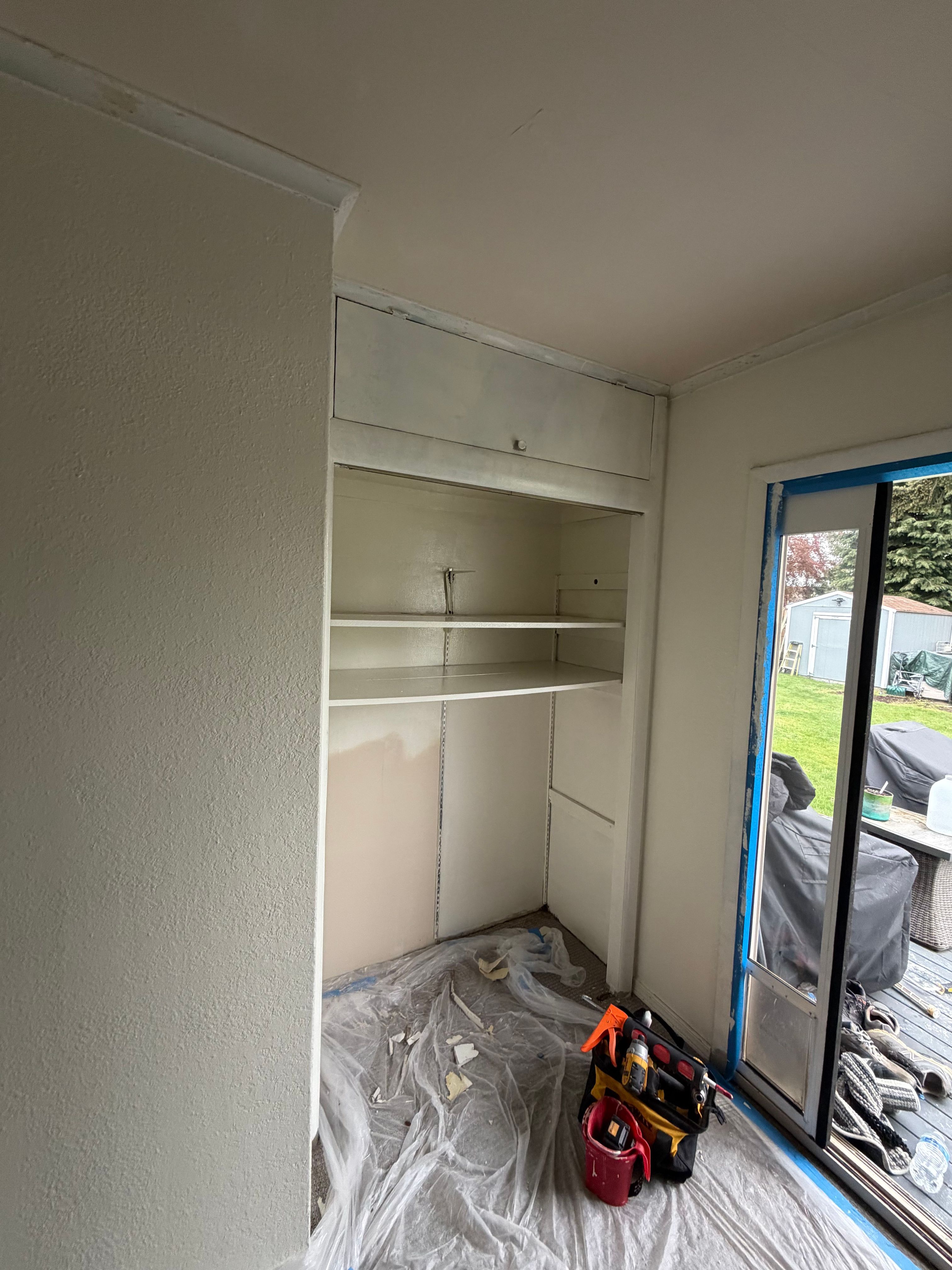 Guest Bedroom Repaint with Ceiling Repair – SeaTac by Equipped Painting