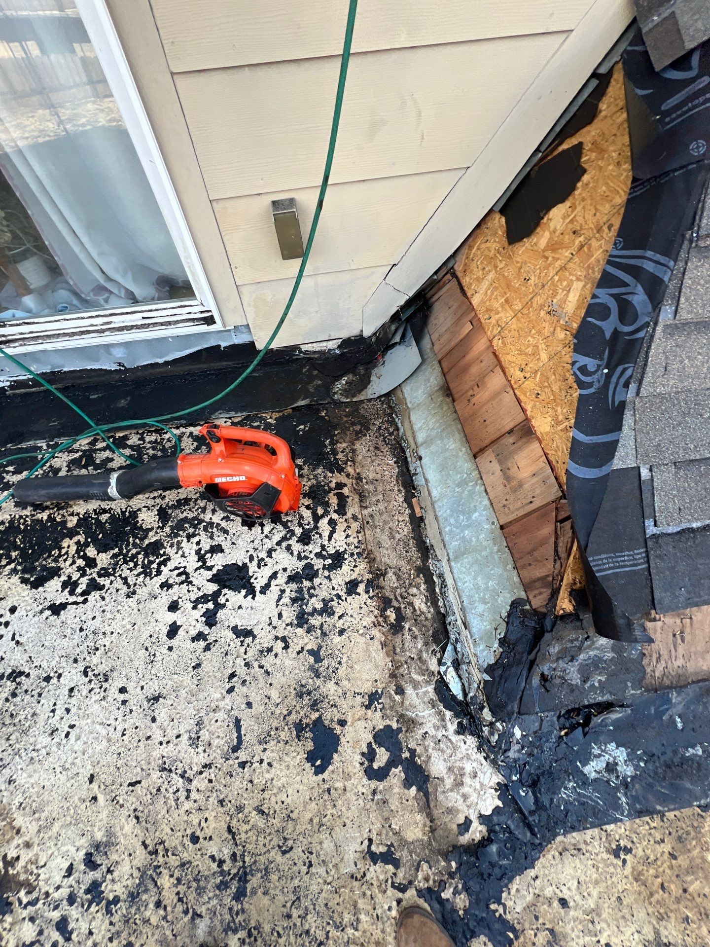 Roof Replacement by Roof Repair Company