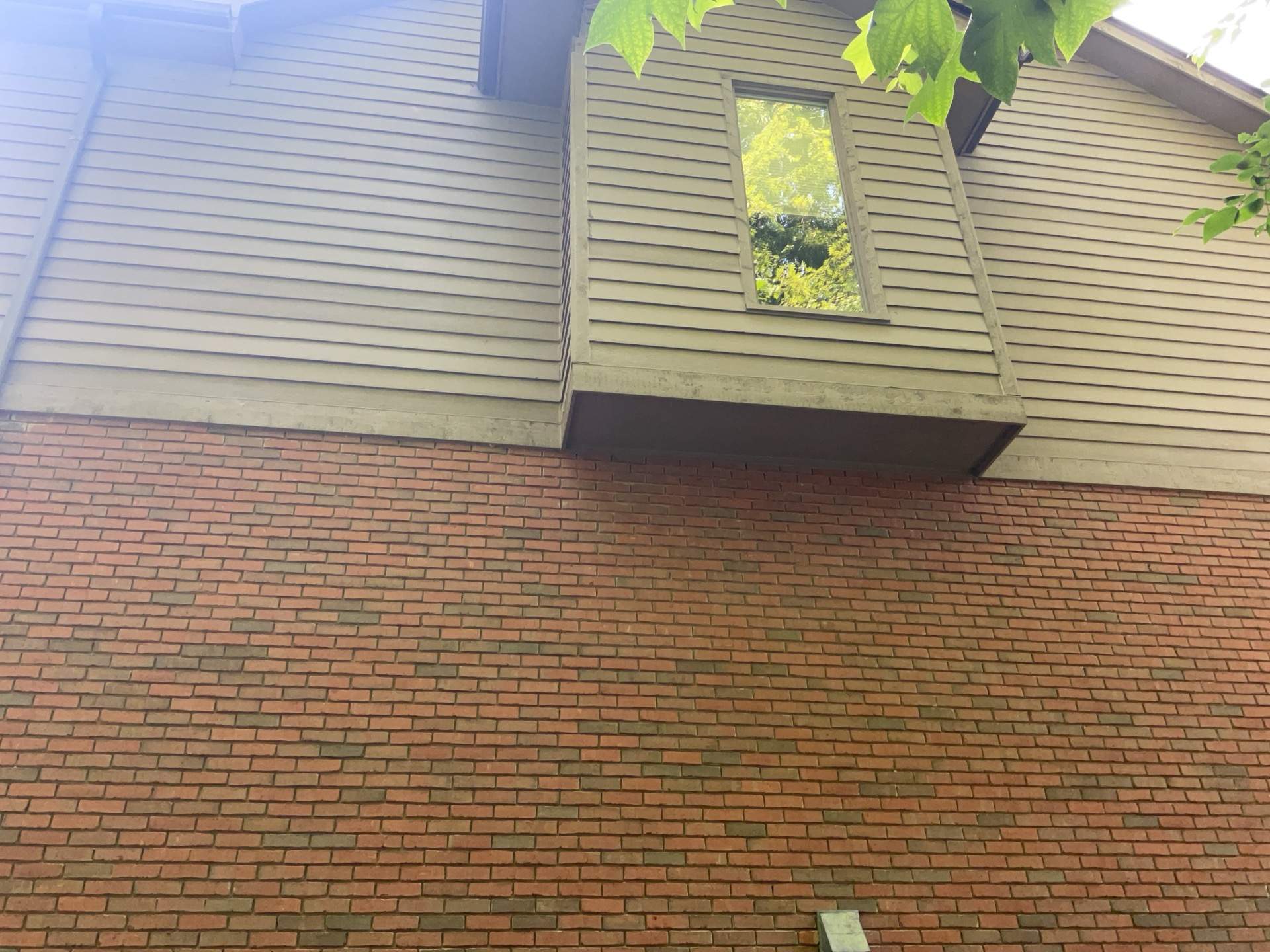 Siding Replacement using Alside S7 Cedar Mill Grain Cape Cod Grey by 180 Contractors