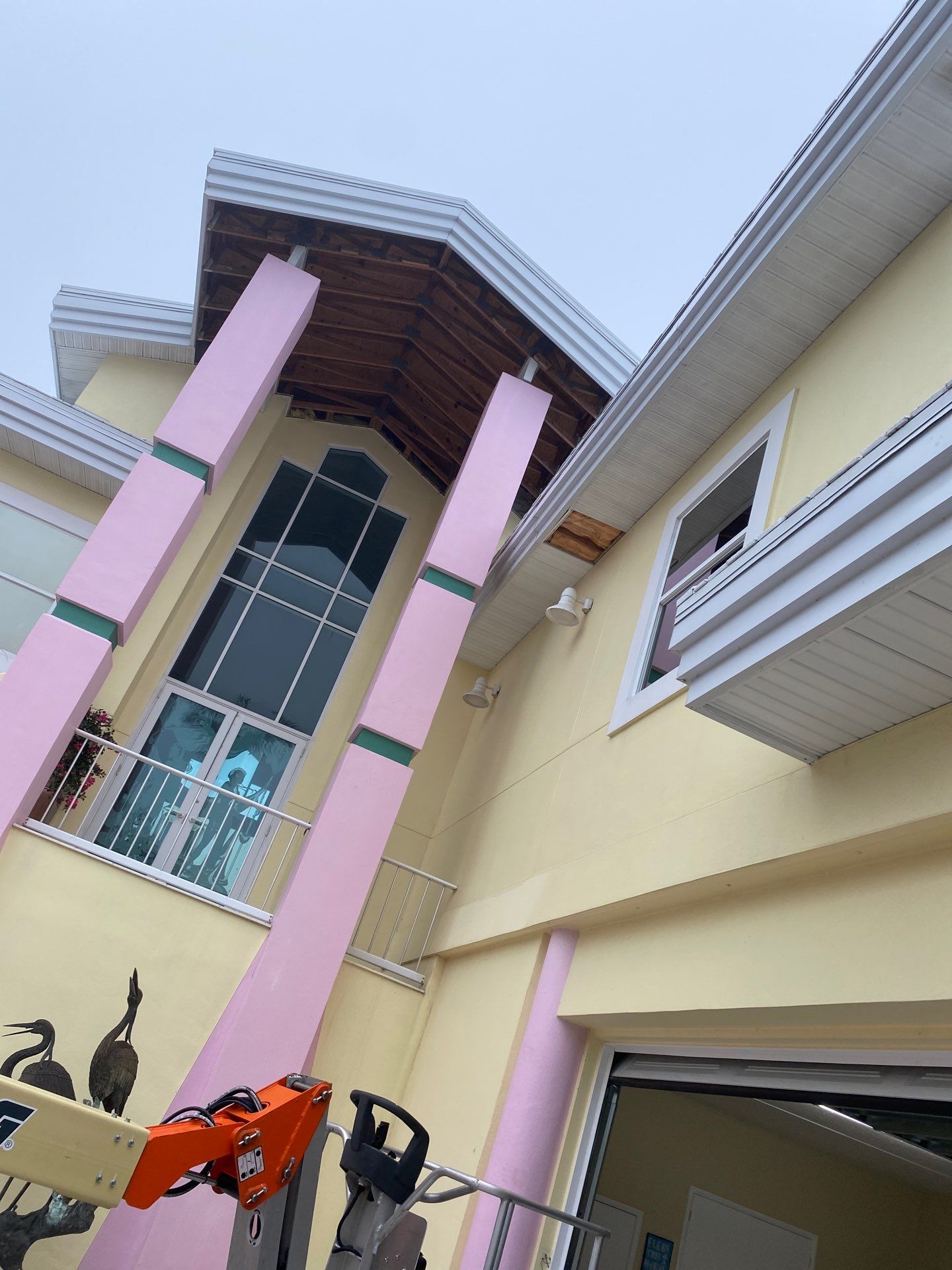 Soffit and Fascia Installation in Bradenton FL by Gutter Professors