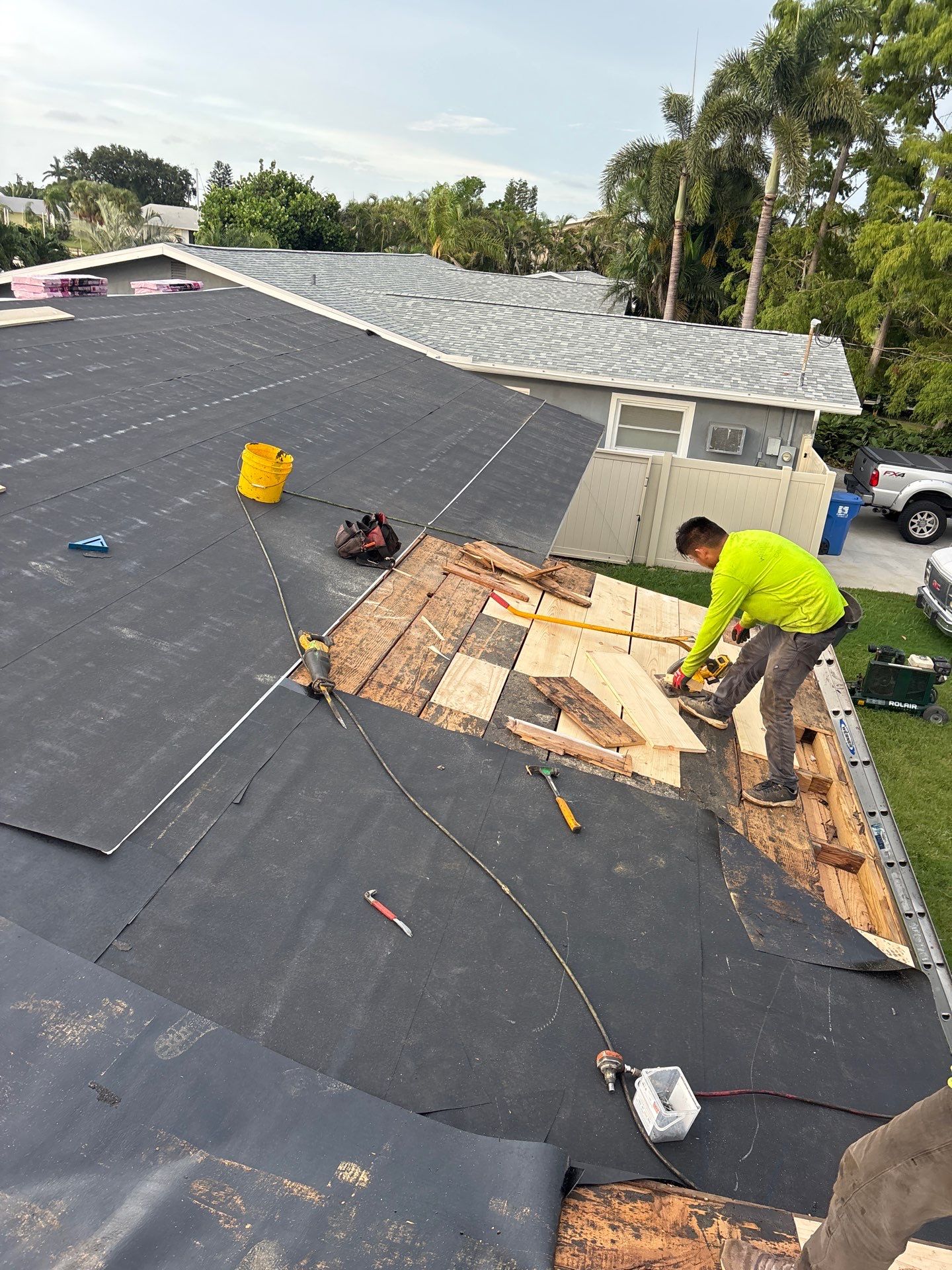 Project in St. Petersburg 33705 by Mitchell Roofing Company LLC 