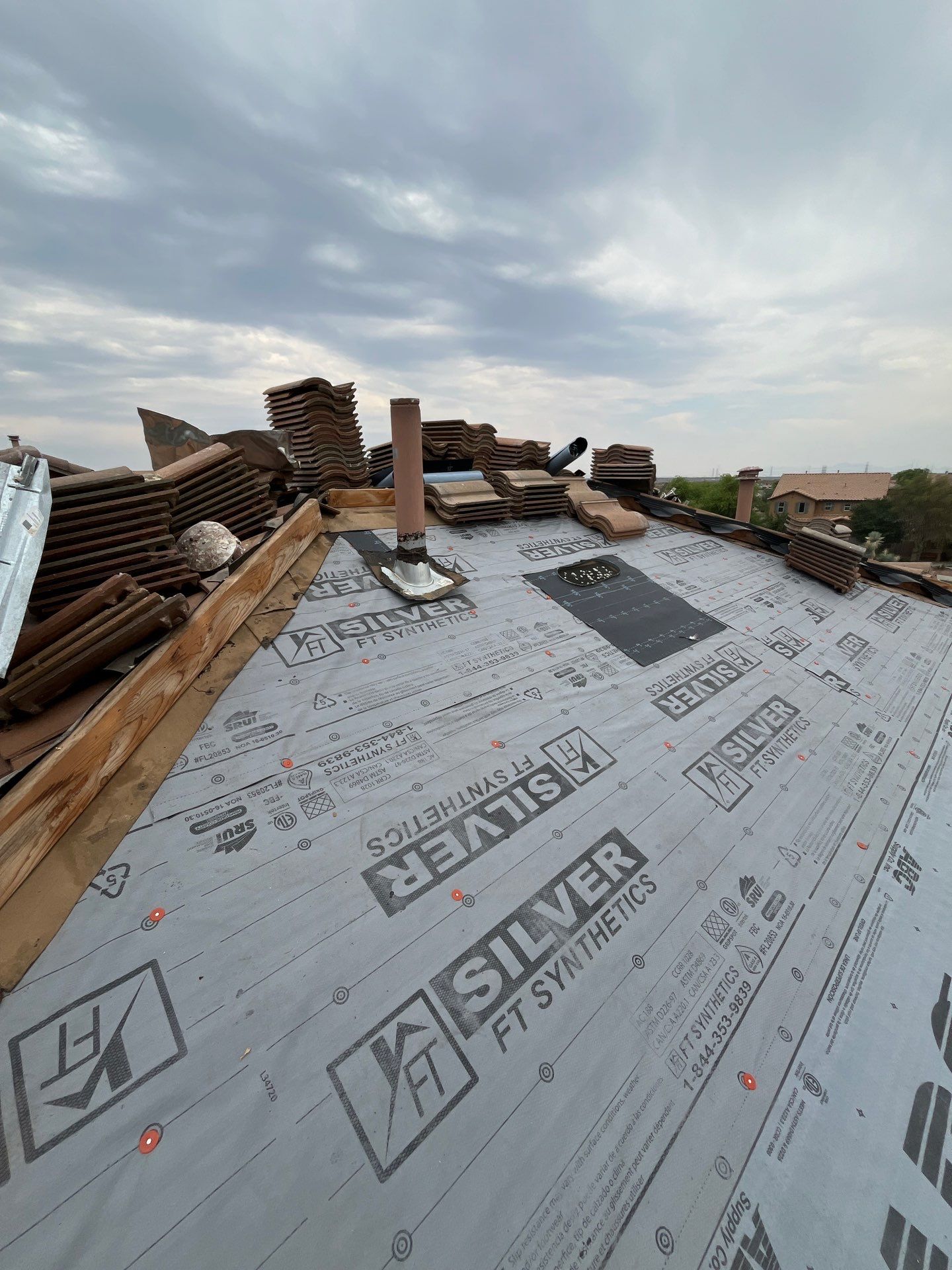 San Diego Blend Concrete Tile by Reimagine Roofing