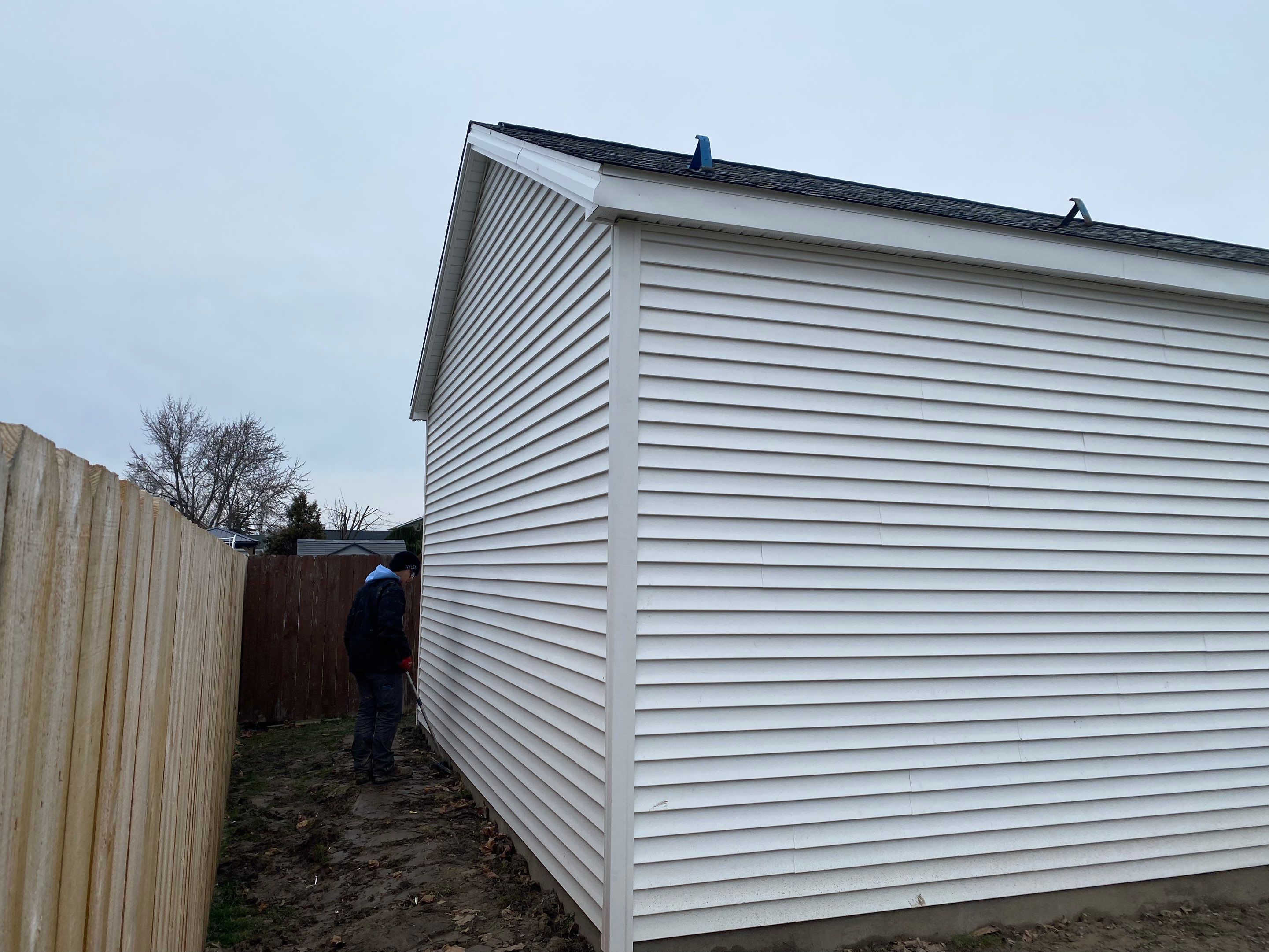 Garage by Ivy Lea Construction