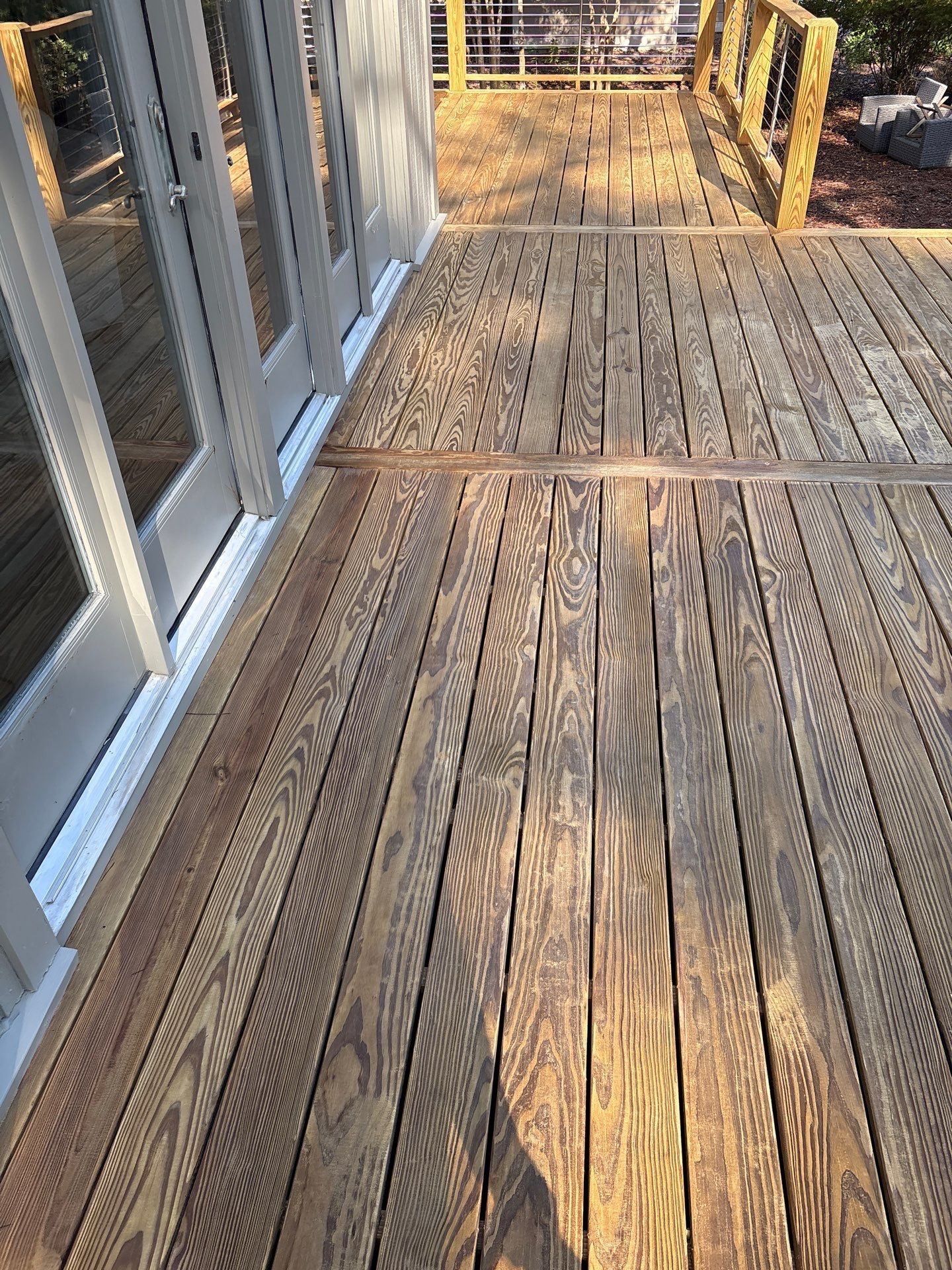 Wood Deck using Wood Sealant by DuraSeal