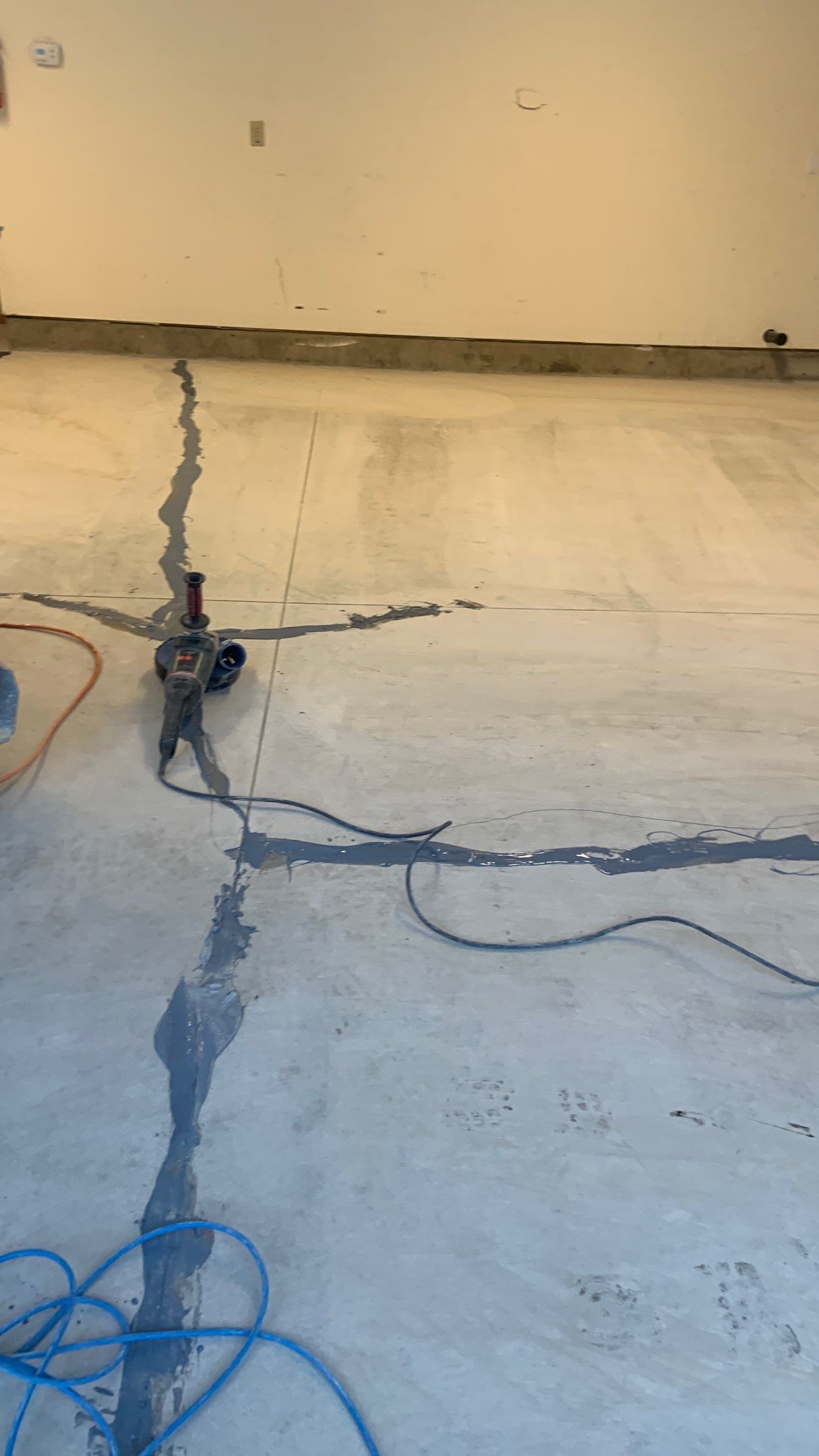 Garage Transformation using Pebble Beach by Croc Coatings, LLC