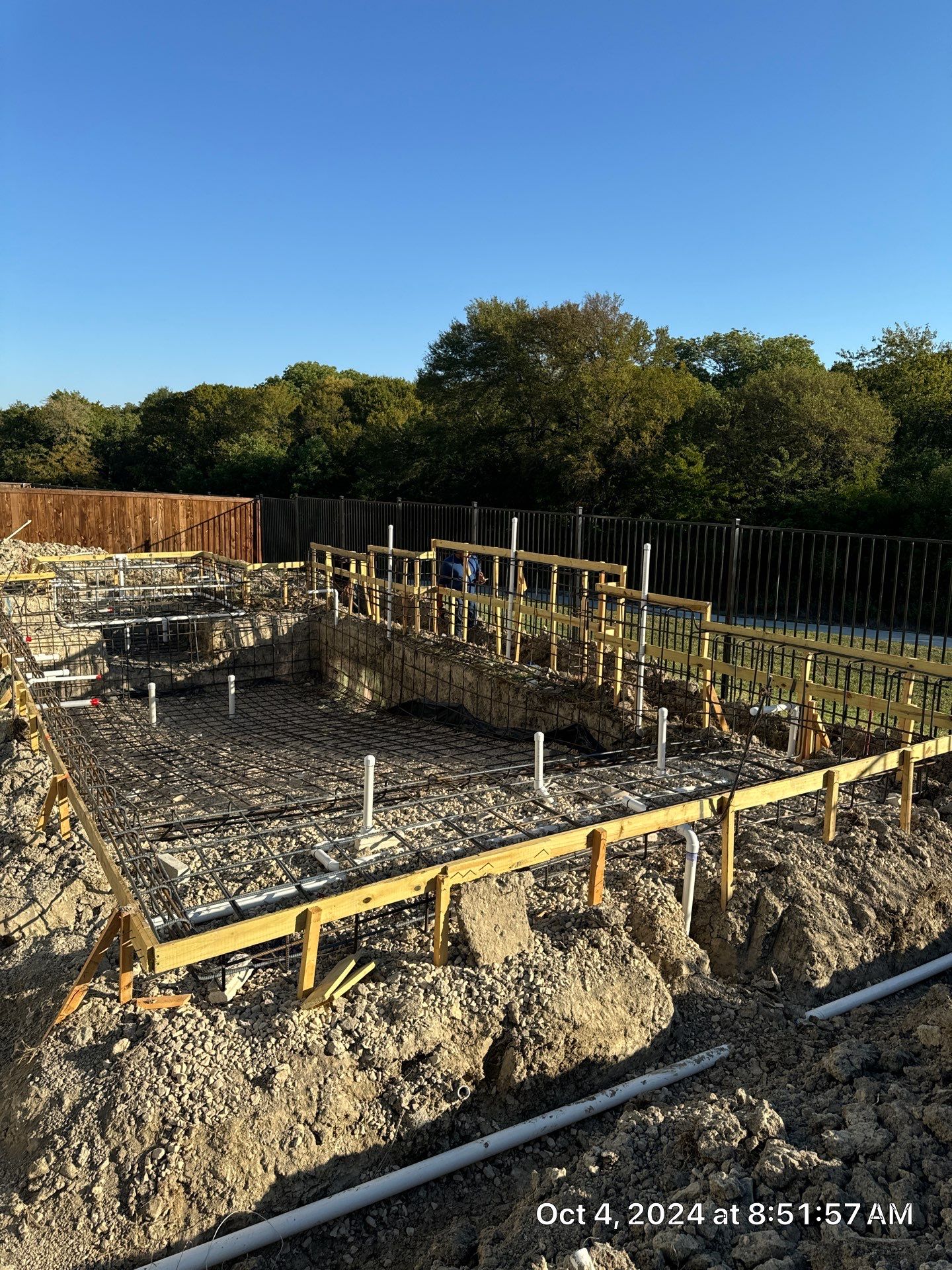 Large Pool and Spa with Rain Descent by Pinnacle Pools and Spas - DFW