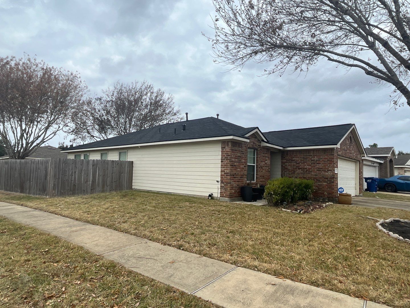 Ravena G by Boss Hogg Roofing