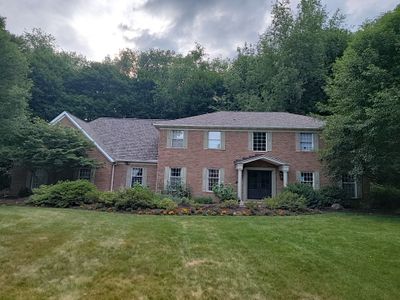 Brand: Atlas Pinnacle Color:  Majestic Shak Drip Edge: White