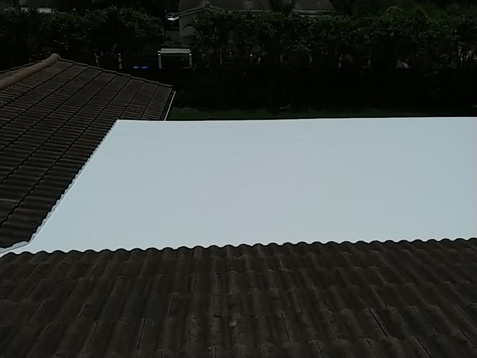 Flat Roof Leak Repair and Silicone Coating in Hollywood by Aastro Roofing