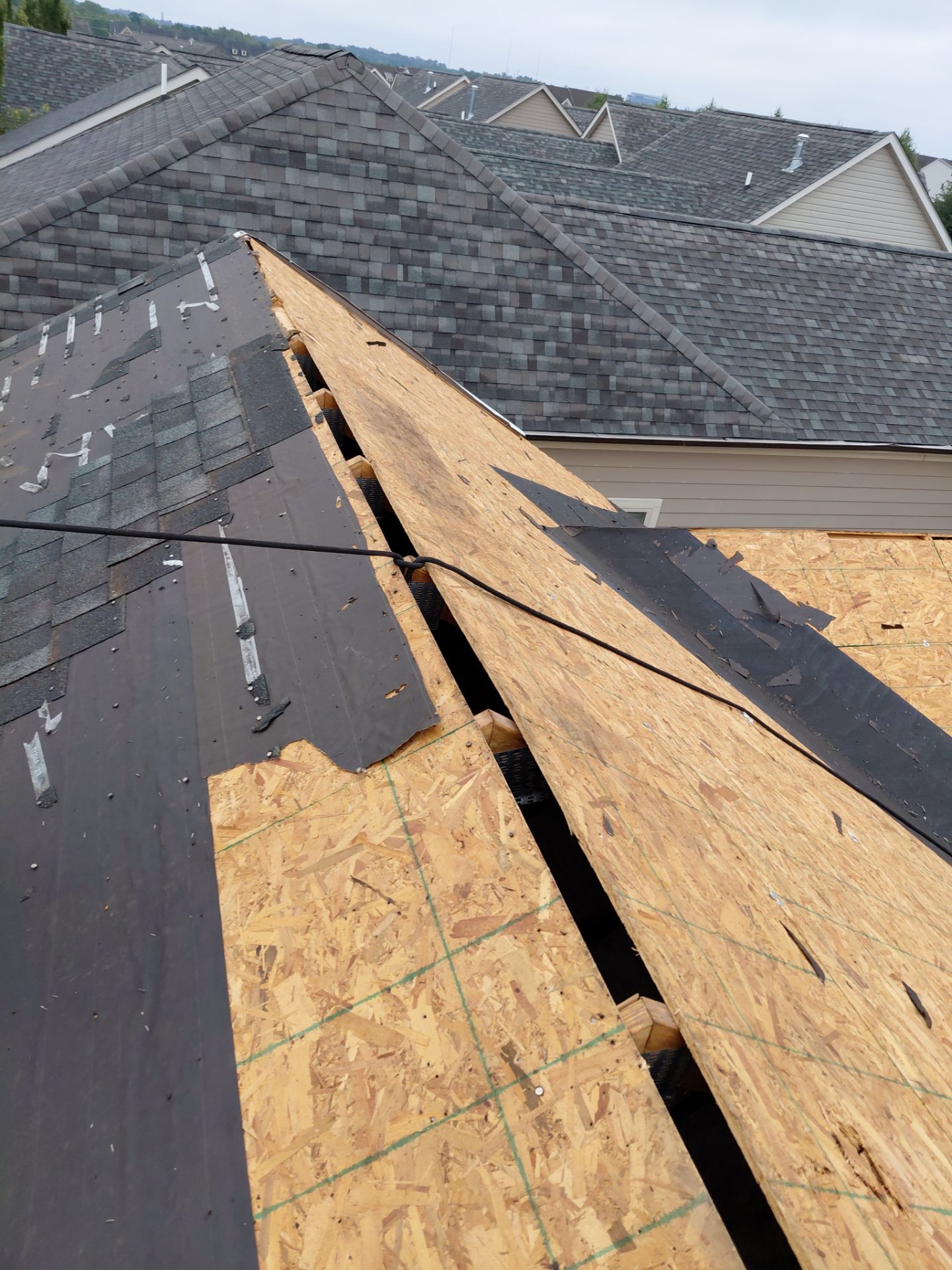 Ashburn: Residential Roof Replacement  with CertainTeed Landmark Pro in Max Def Georgetown Gray by RM Banning, Inc.