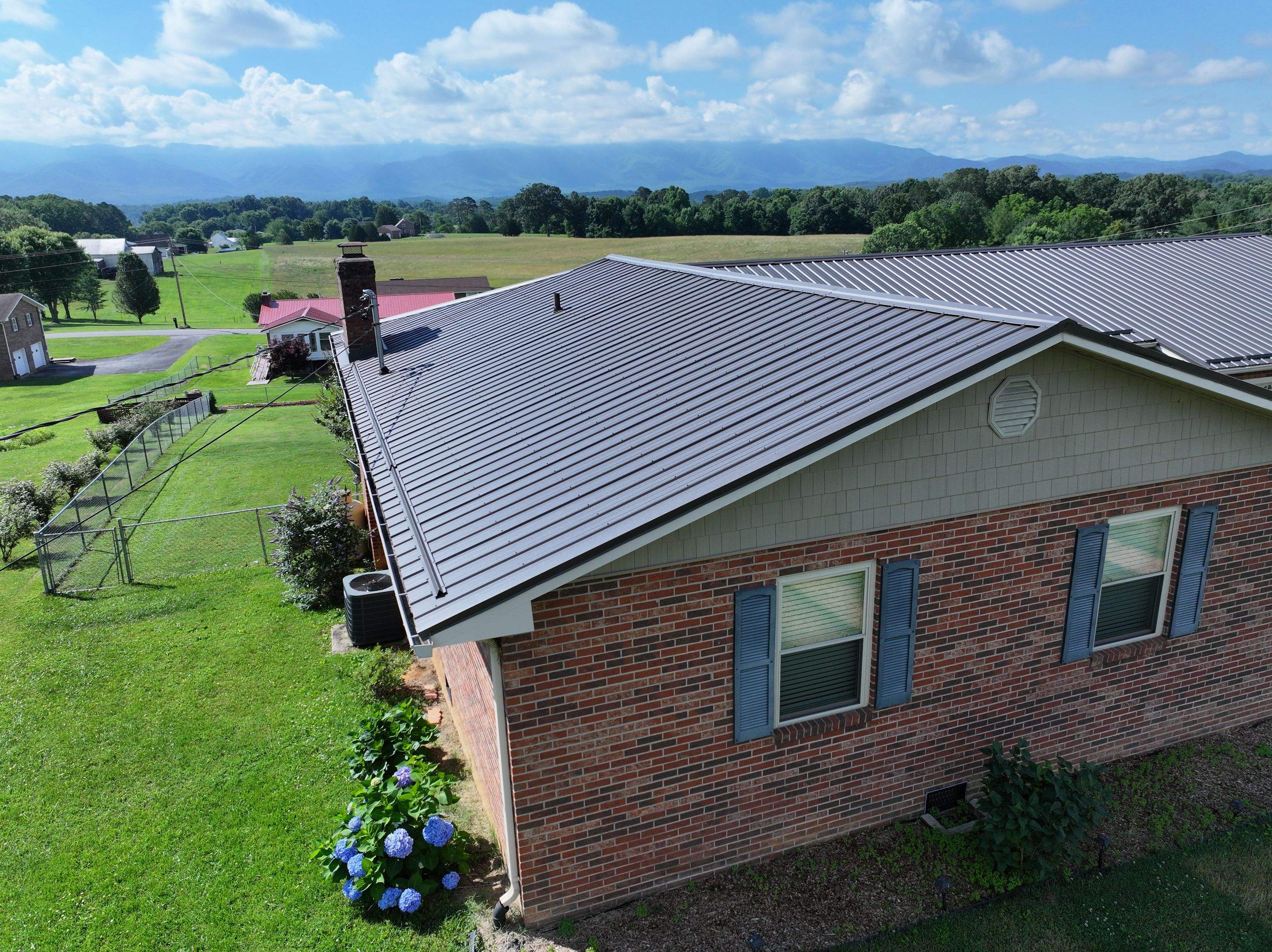 Maximoff Residence by Omnia Roofing