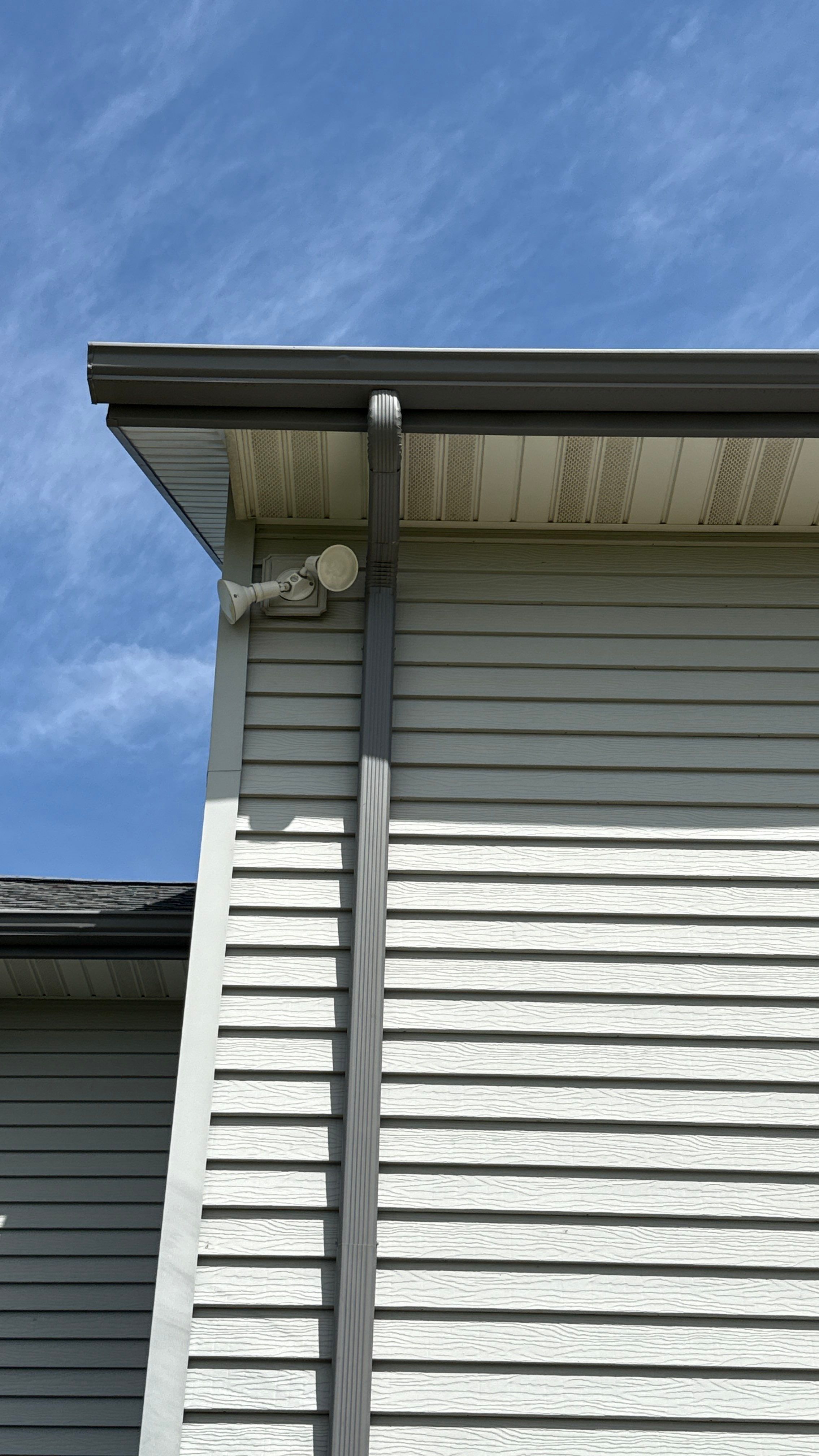 Siding and window replacement by United Windows and Siding LLC