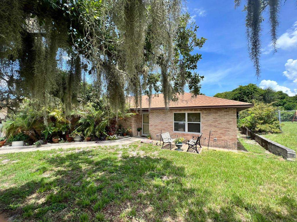 Shingle Reroof Replacement Deltona FL by Pinnacle Roofing Group