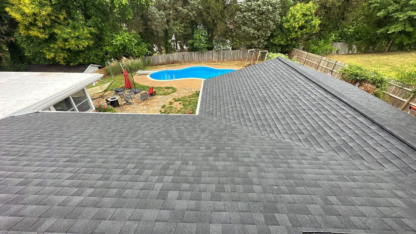 Manassas: CertainTeed Landmark Pro Designer Shingles in Max Def Moire Black by RM Banning, Inc.