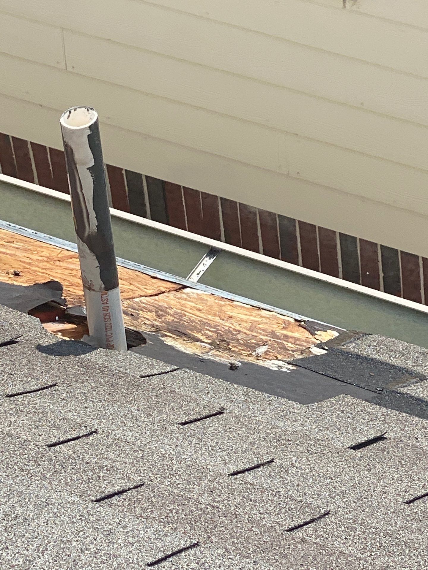 Hail Damage using Owen's Corning Duration (Lifetime) Shingles by Roof Repair Company