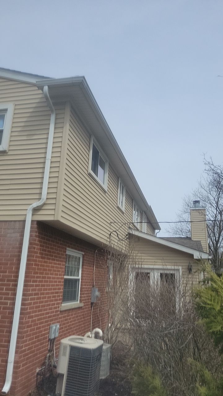 Residential Roofing Installation using Owens Corning Driftwood by 180 Contractors