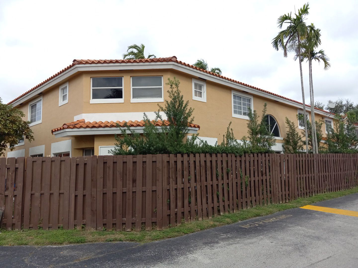 SIENNA VILLAS CONDO - BLDG 14245 by Souffront Construction & Engineering