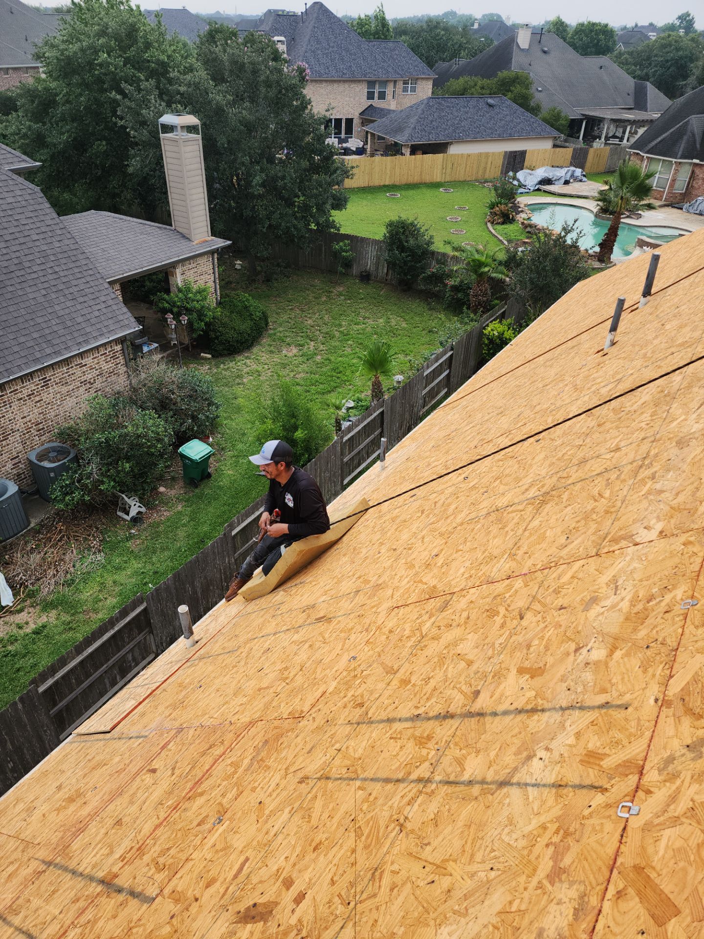 Residential Roofing Installation using Owen's Corning Duration (Lifetime) Shingles by Roof Repair Company
