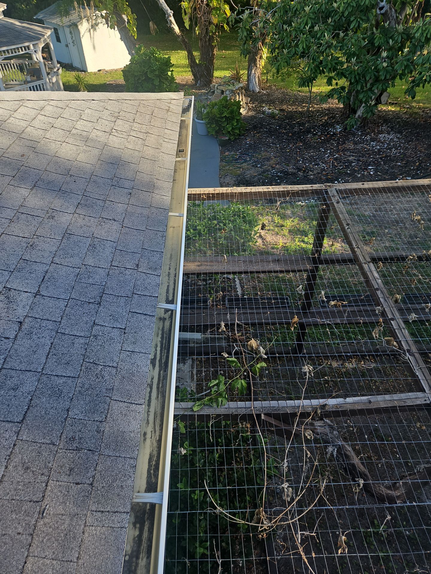 Cleaning Gutters in Sarasota FL by Gutter Professors