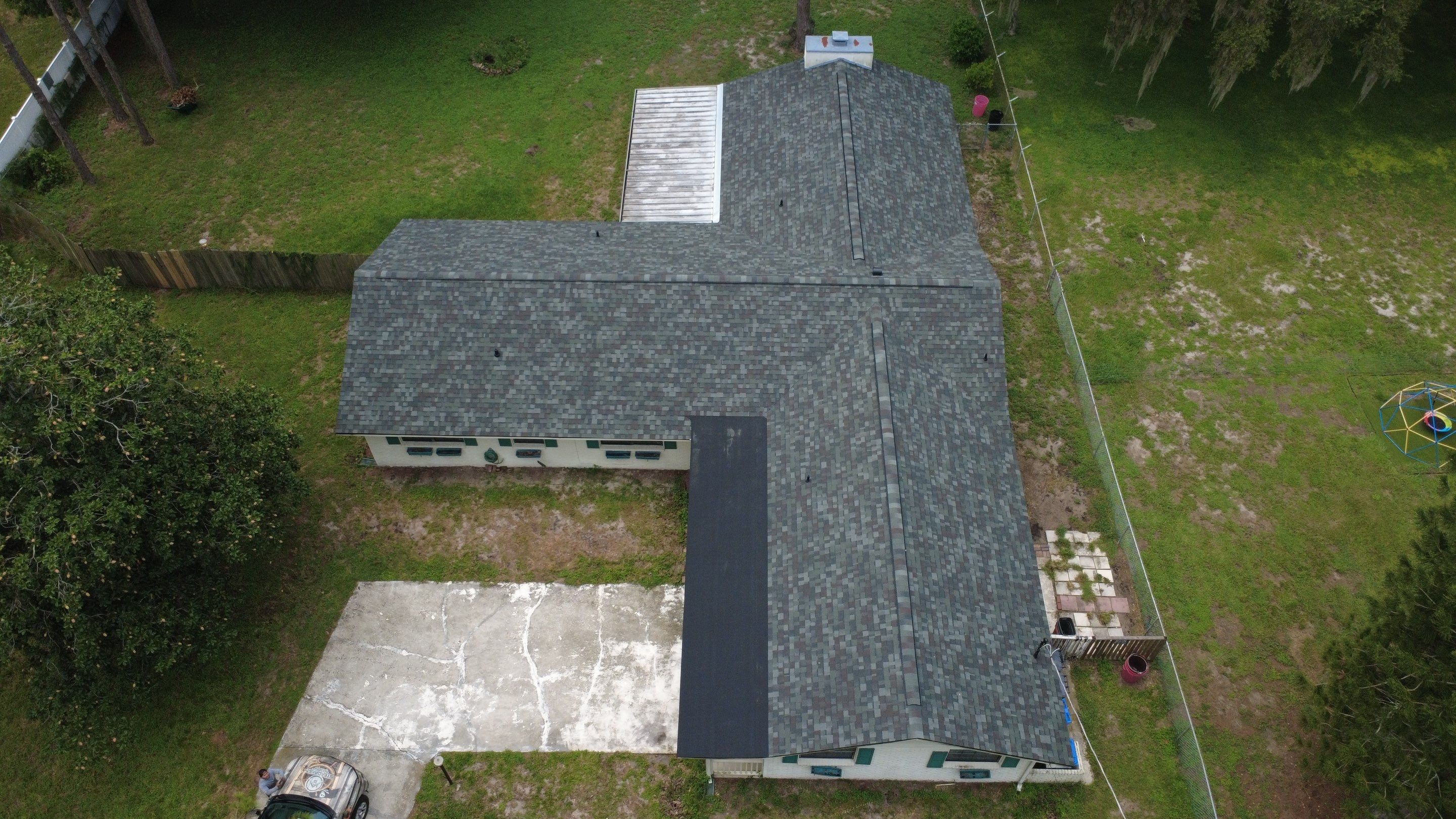 Roof replacement in Lutz, FL by Steadfast Roofing 