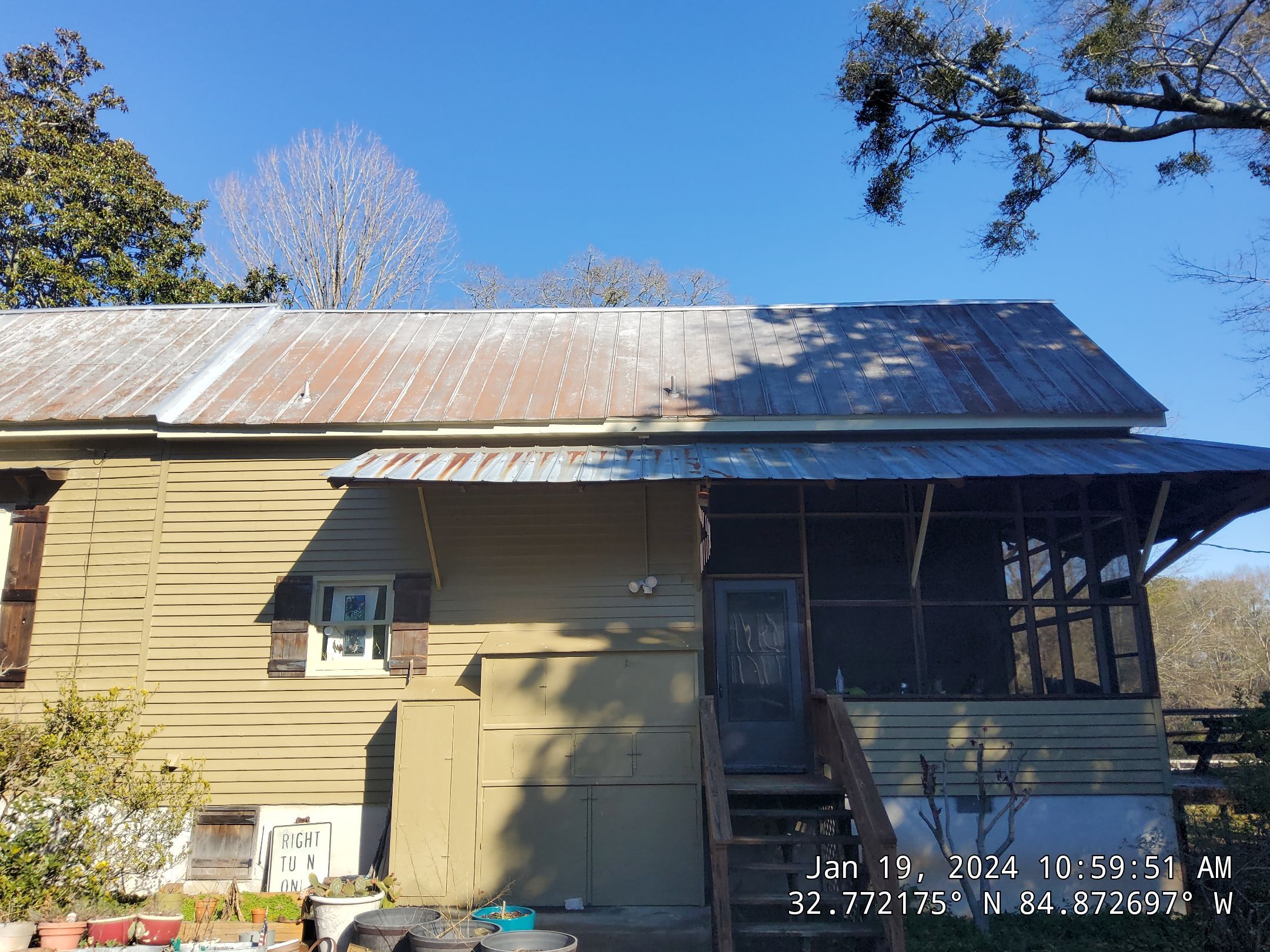 Residential Roofing Sealant  by iGreen Solutions