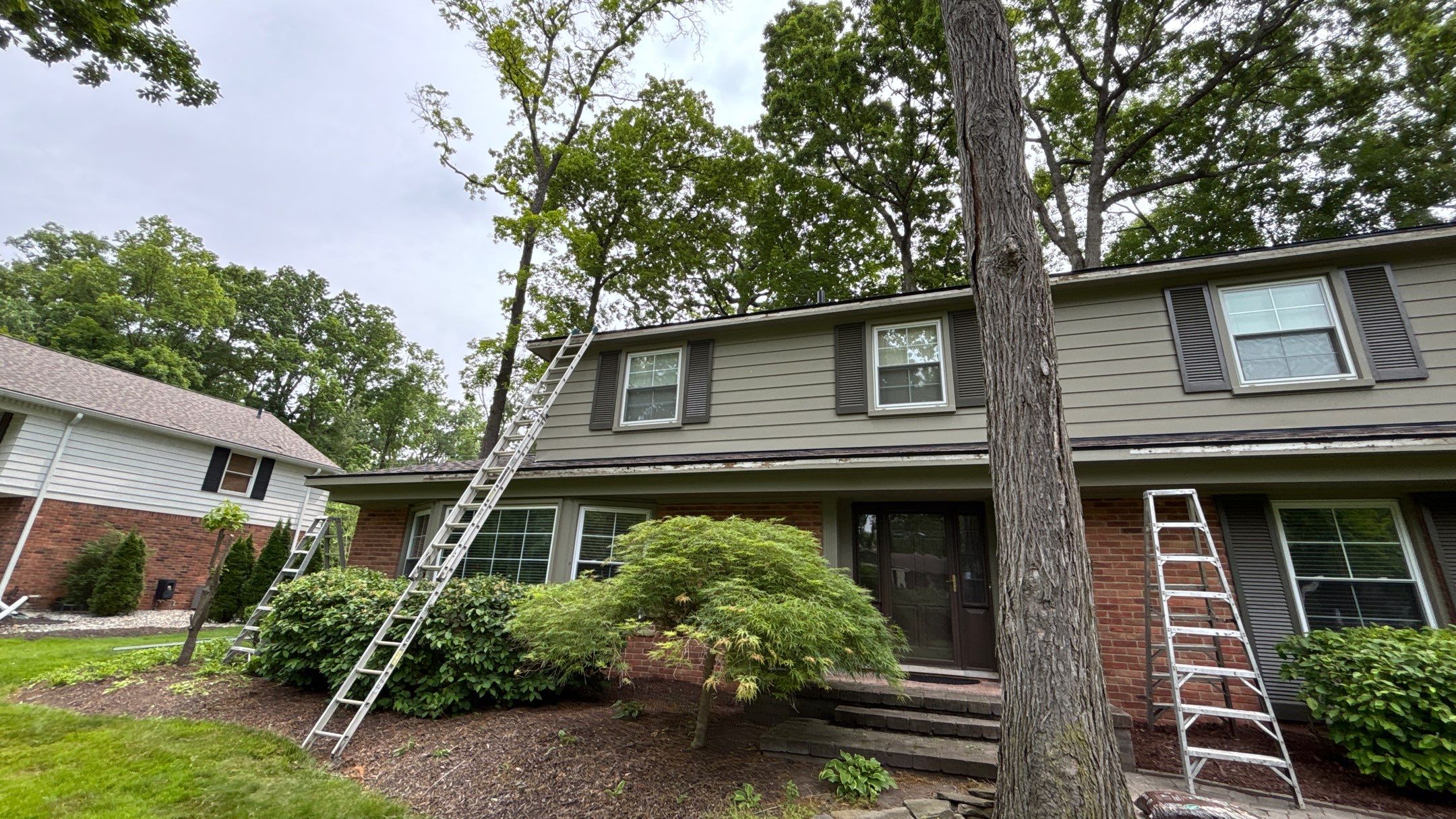 Roof Replacement using Owens Corning Teak by 180 Contractors