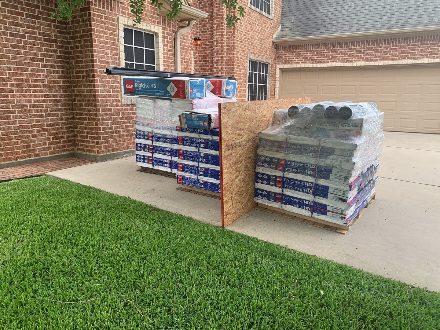Residential Roof Replacement using GAF shingles by Elite Roofing LLC