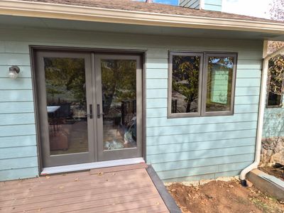 Need new wood windows? Anderson E-Series showcases the home