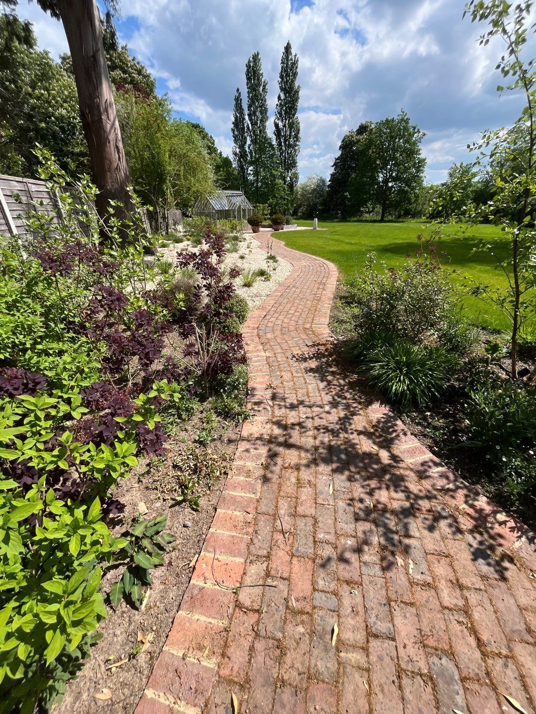 Patio - Walkways - Render Cleaning Surrey by Ges Exterior Cleaning ltd