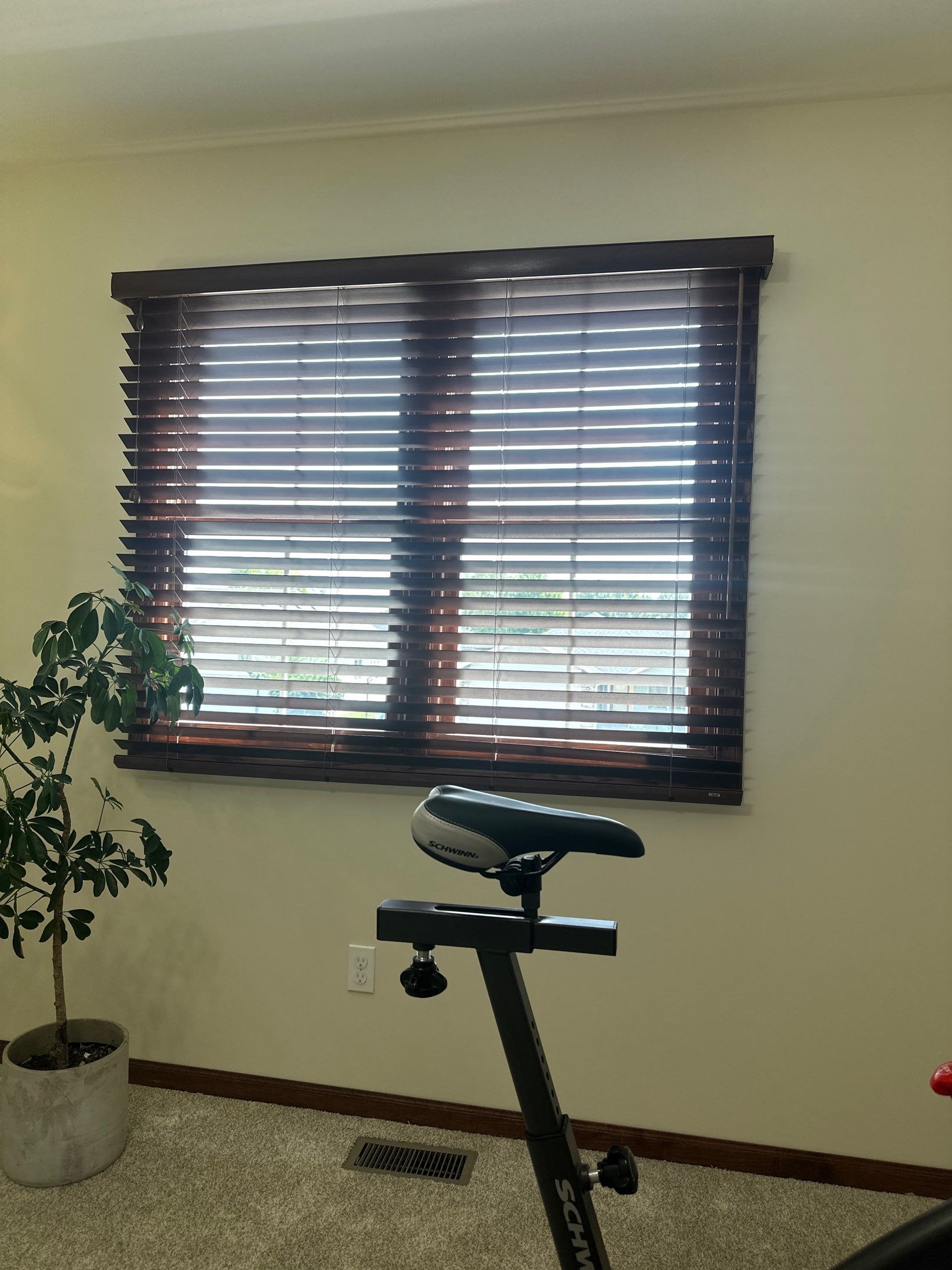 Lincoln Home Office Renovation with Custom Blinds and Trim by CompanyCam Sales Demo