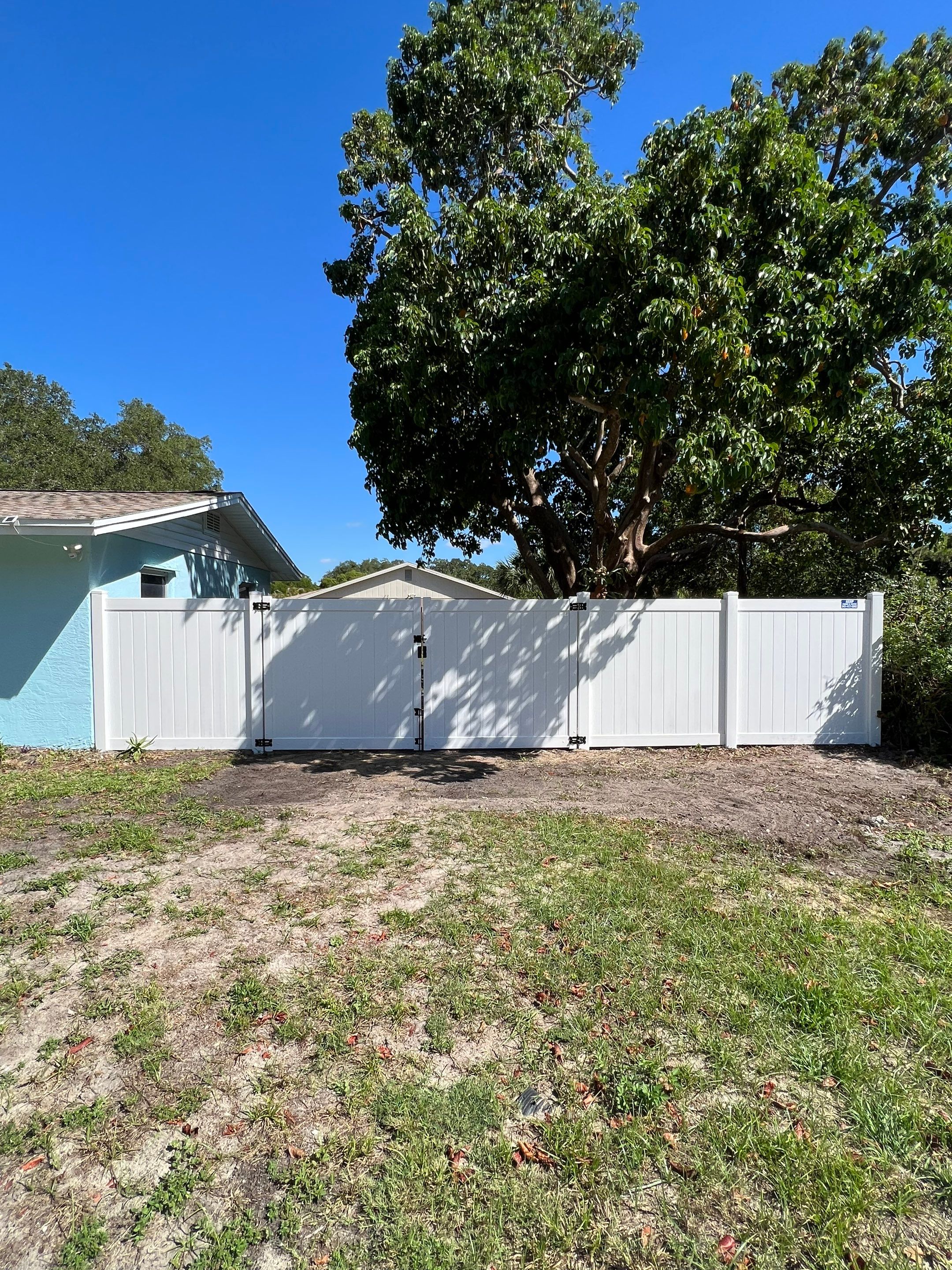 Venice, FL 6 ft. White Vinyl Privacy Fence by Asap fence and gates, LLC