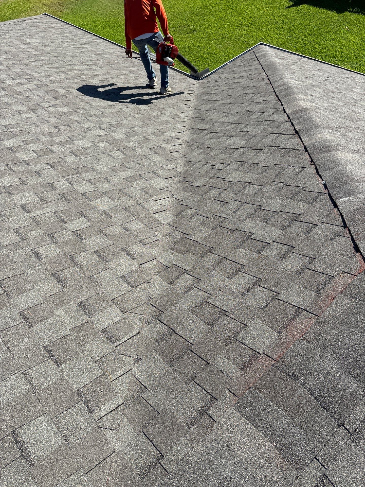 Residential Roofing Installation using Owen's Corning Duration (Lifetime) Shingles by Roof Repair Company