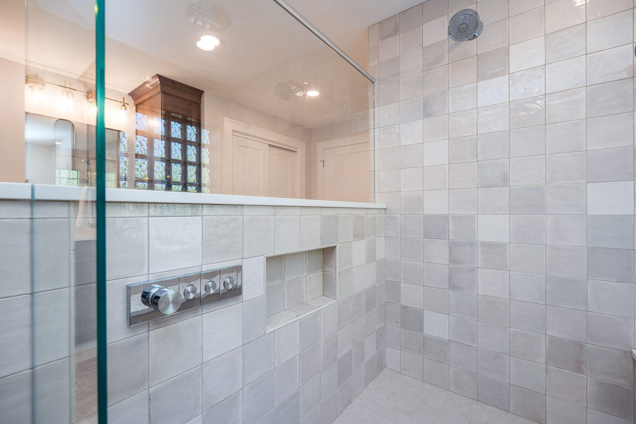 Oakwood Primary Bathroom & 2nd Floor Laundry by Zengel Group