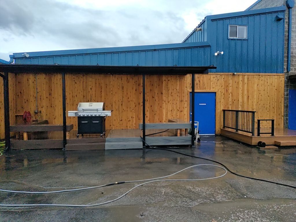 Cedar Siding Restoration using Sharkskin Brightener by Paul Schopp